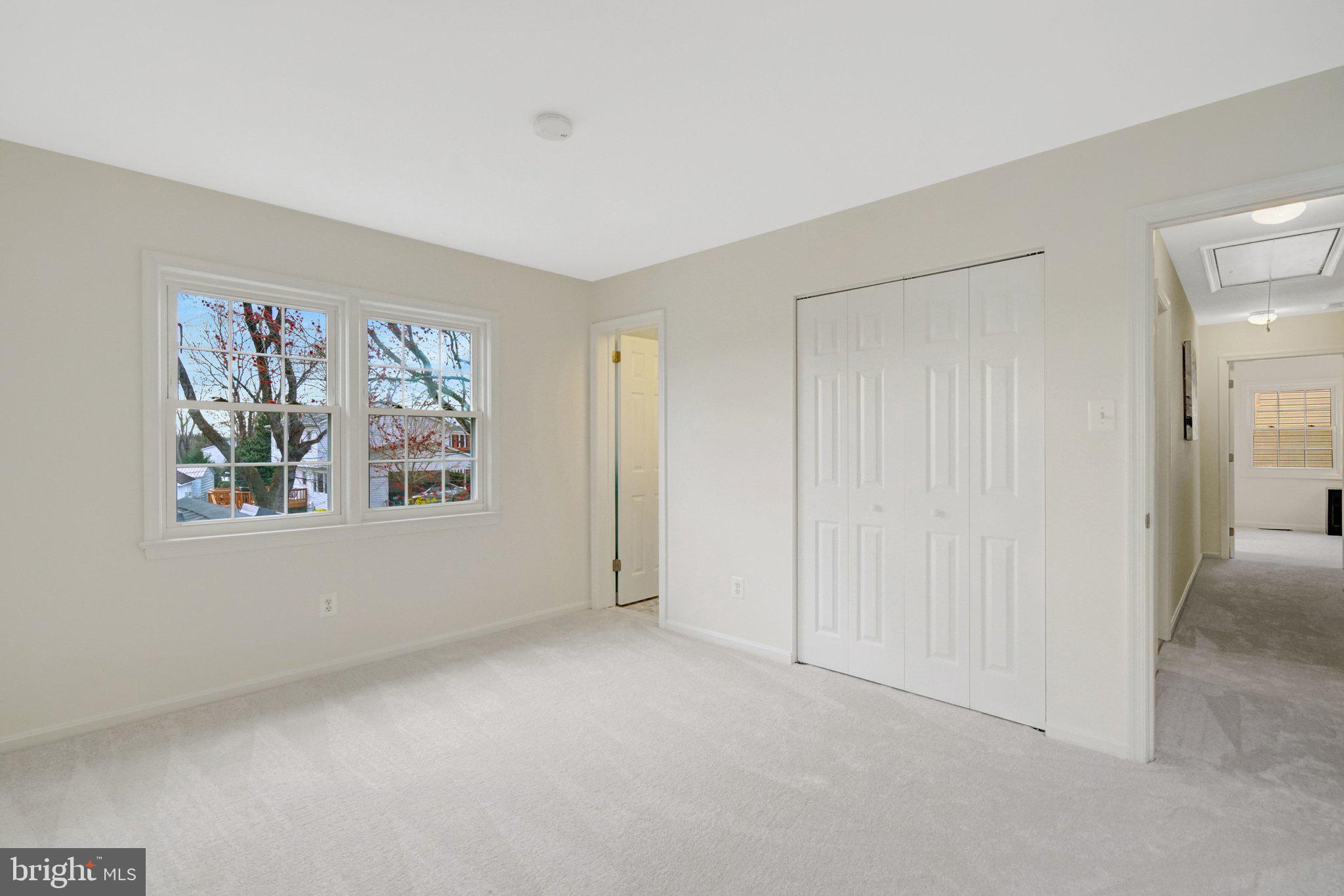 HAYFIELD FARM - Residential