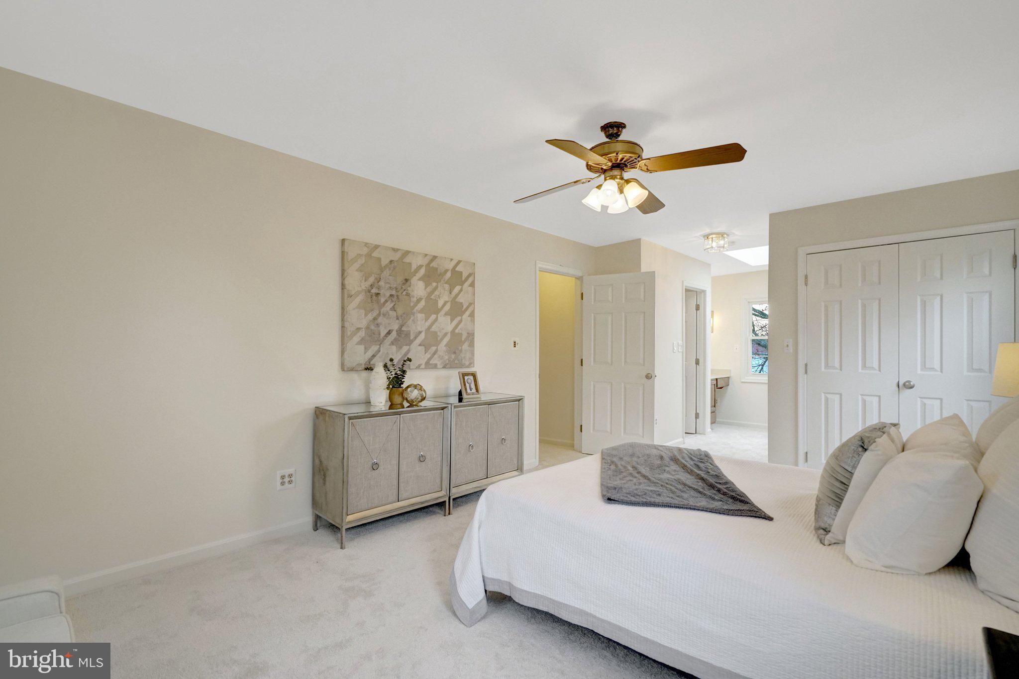 HAYFIELD FARM - Residential