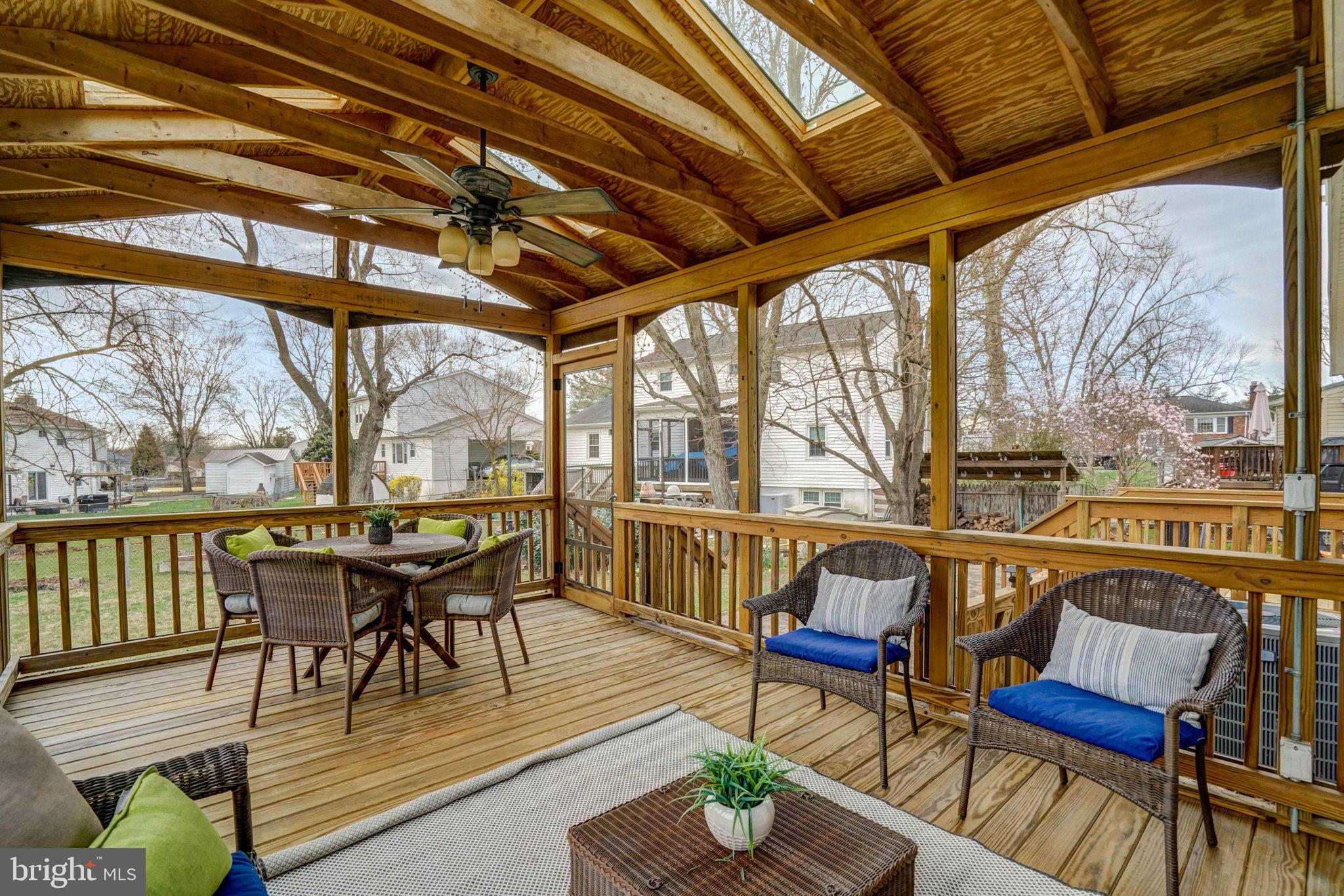 HAYFIELD FARM - Residential