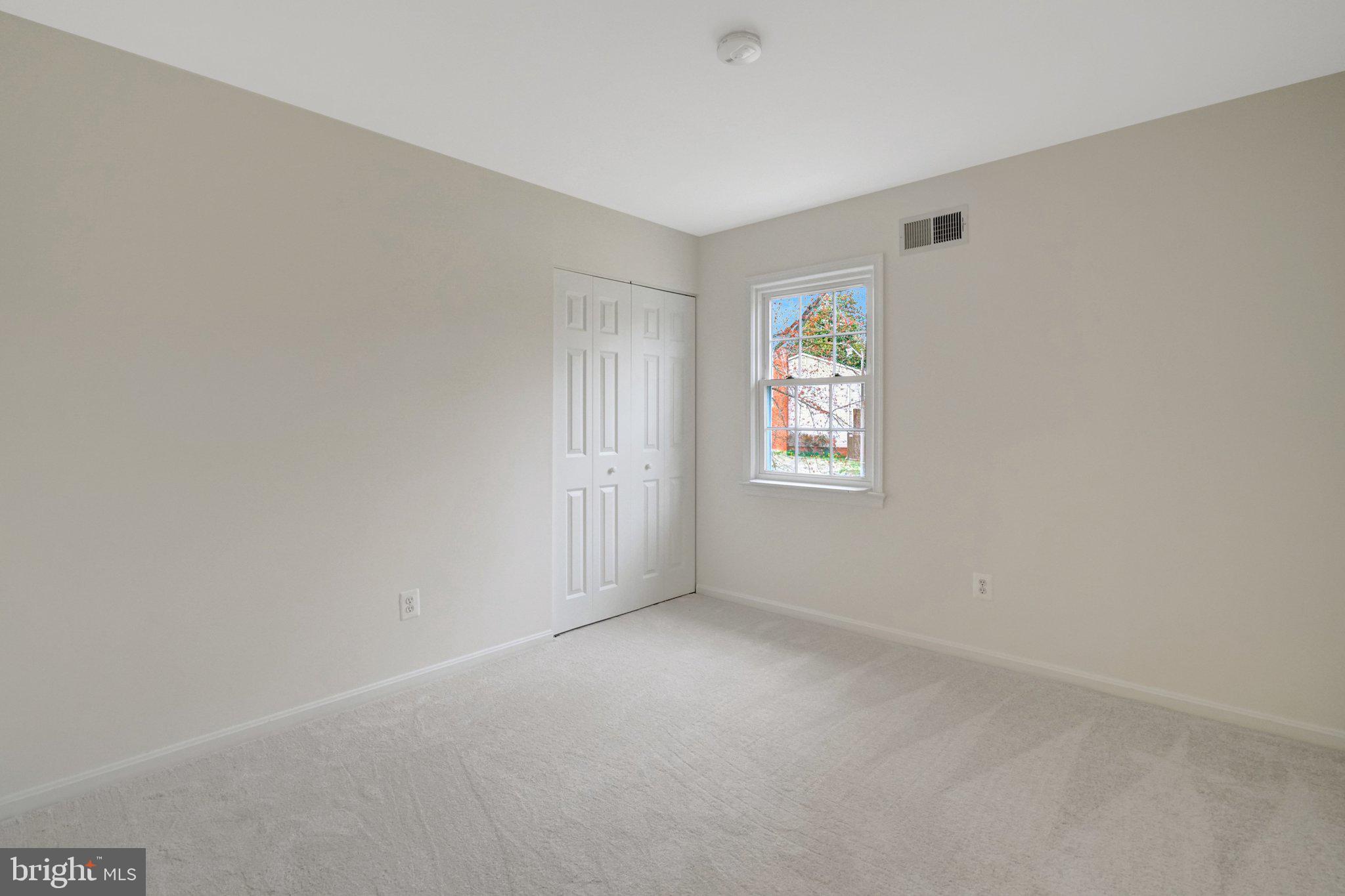 HAYFIELD FARM - Residential