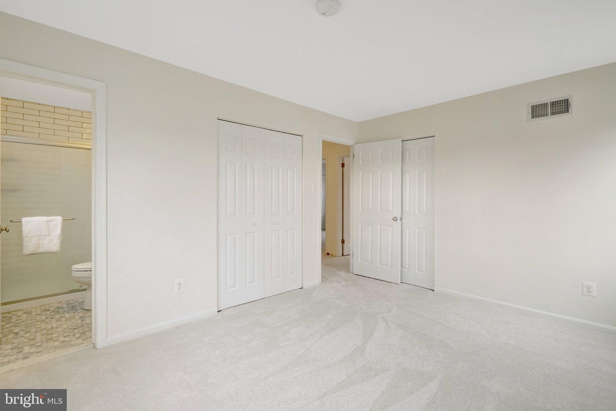 HAYFIELD FARM - Residential