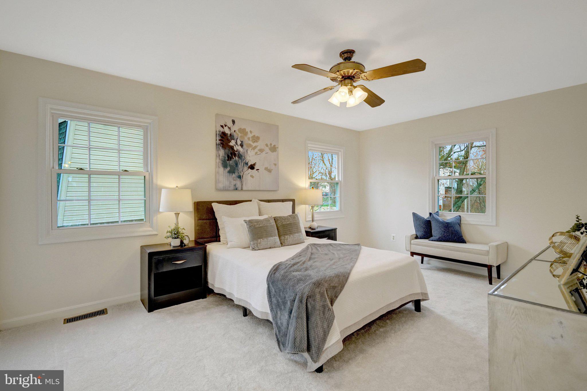 HAYFIELD FARM - Residential