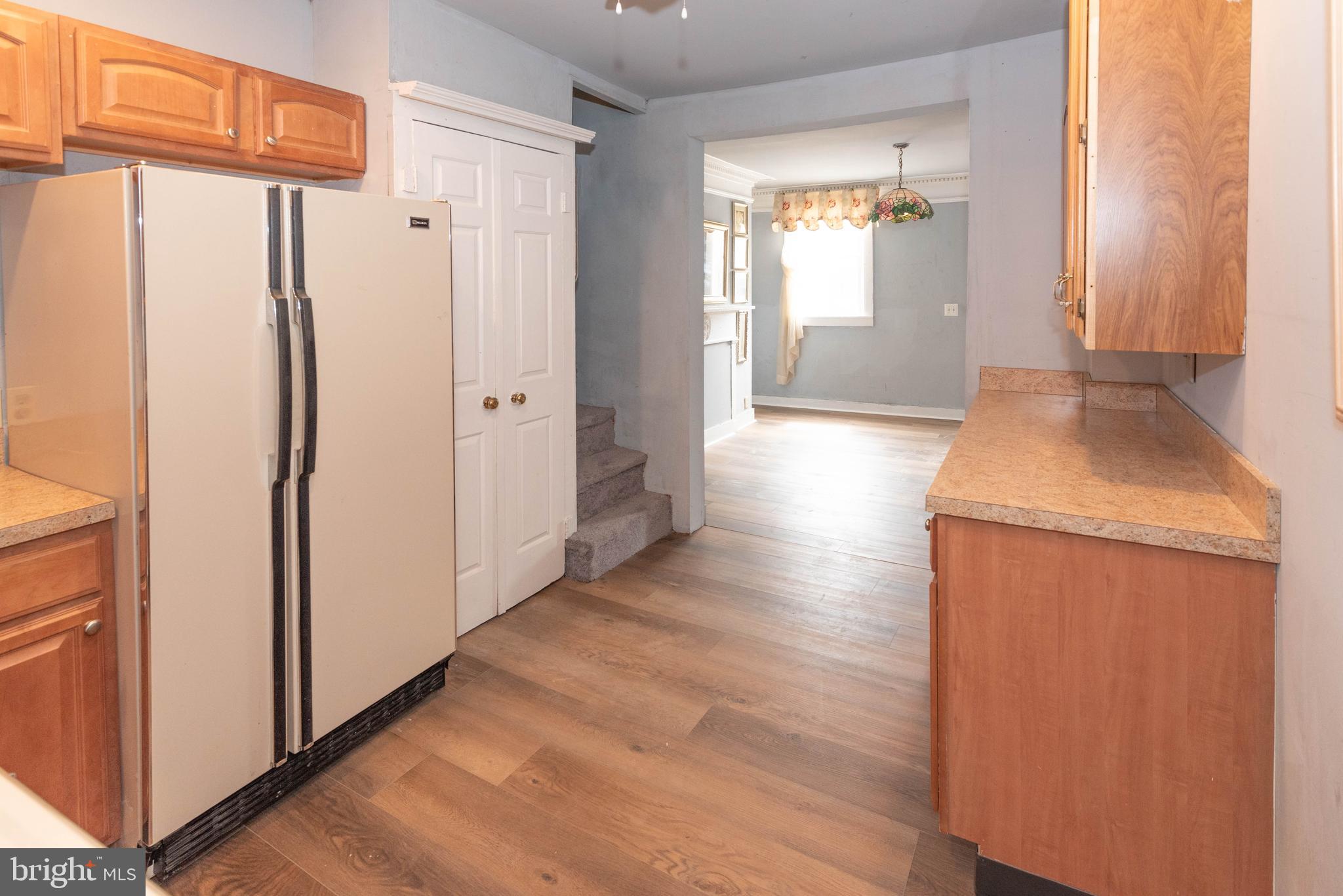 HOLLINS MARKET - Residential