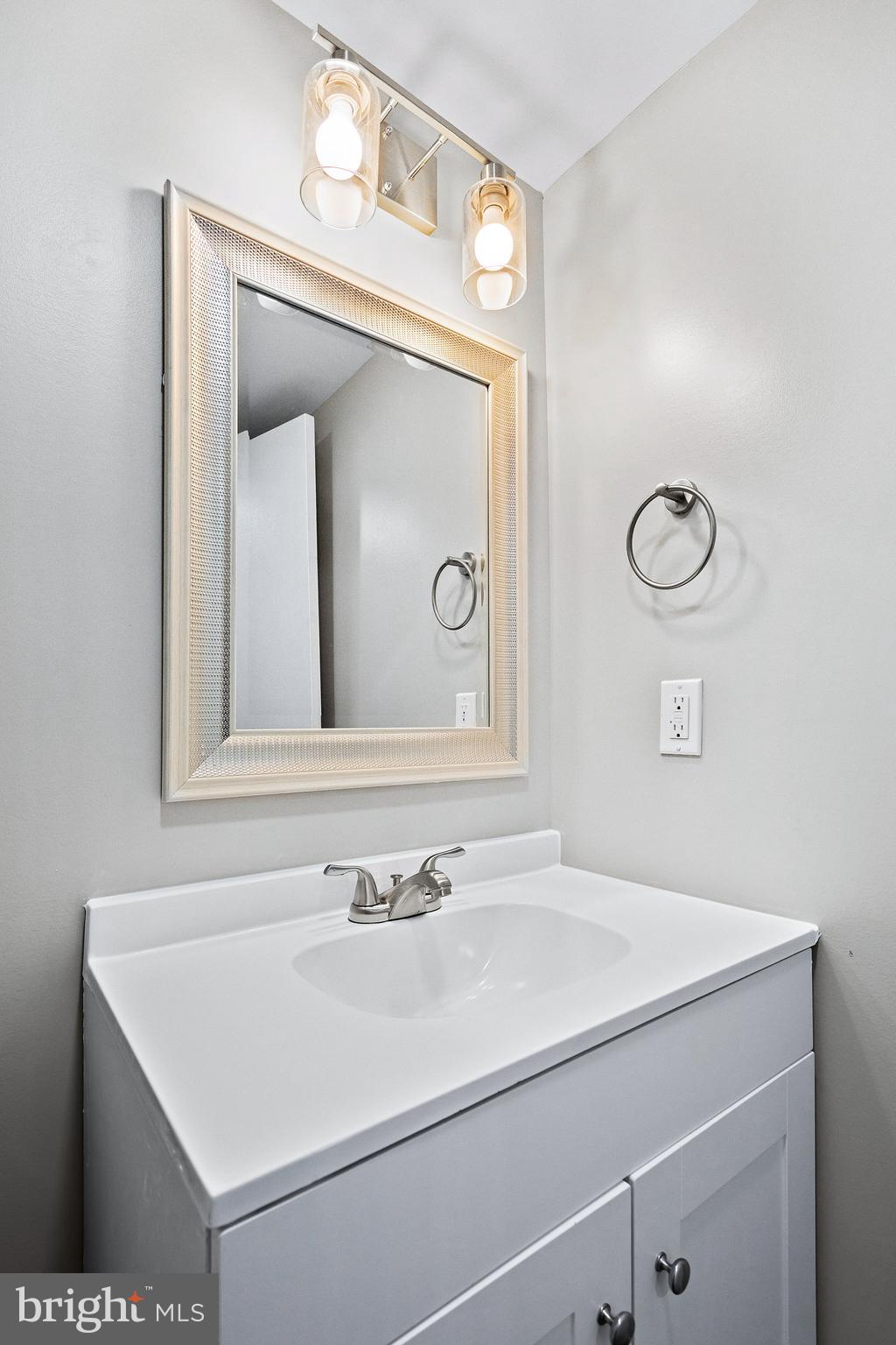 OLD TOWNE VILLAGE CONDOMINIUMS - Residential