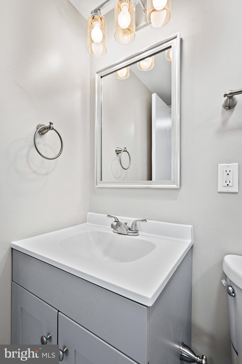 OLD TOWNE VILLAGE CONDOMINIUMS - Residential