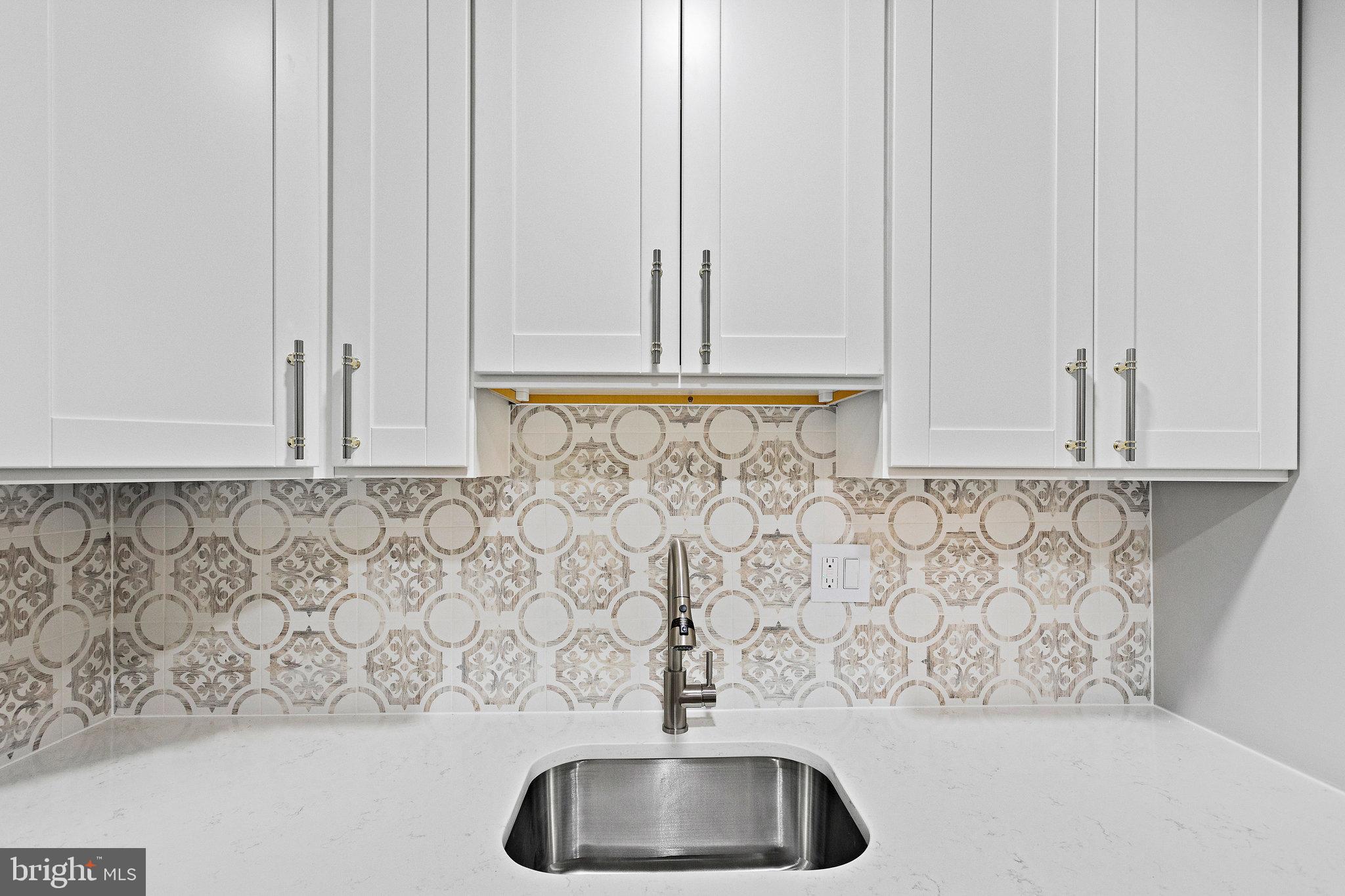 OLD TOWNE VILLAGE CONDOMINIUMS - Residential