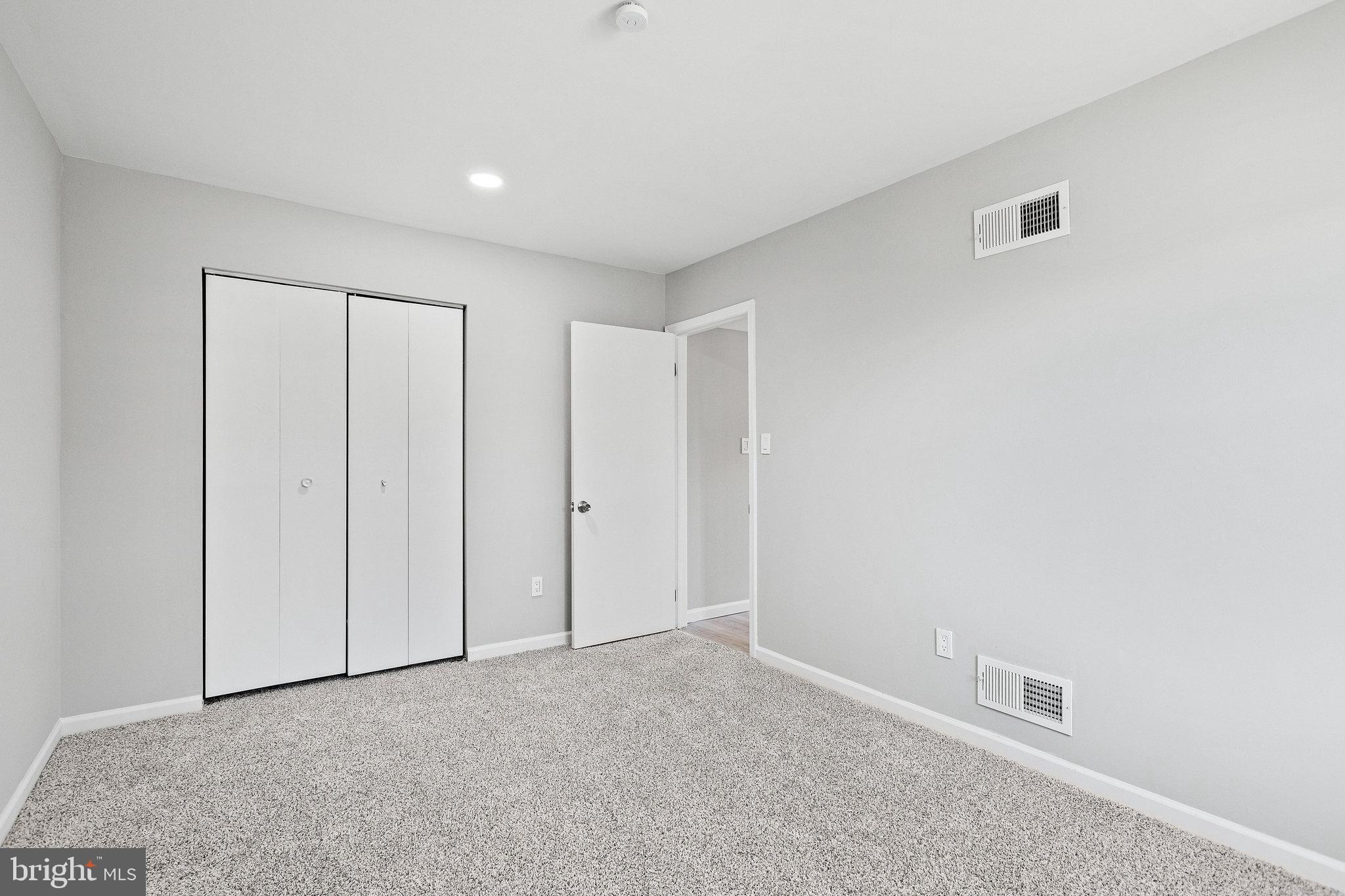 OLD TOWNE VILLAGE CONDOMINIUMS - Residential