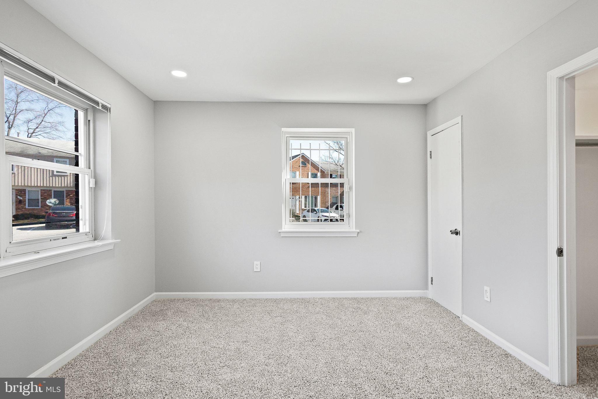 OLD TOWNE VILLAGE CONDOMINIUMS - Residential