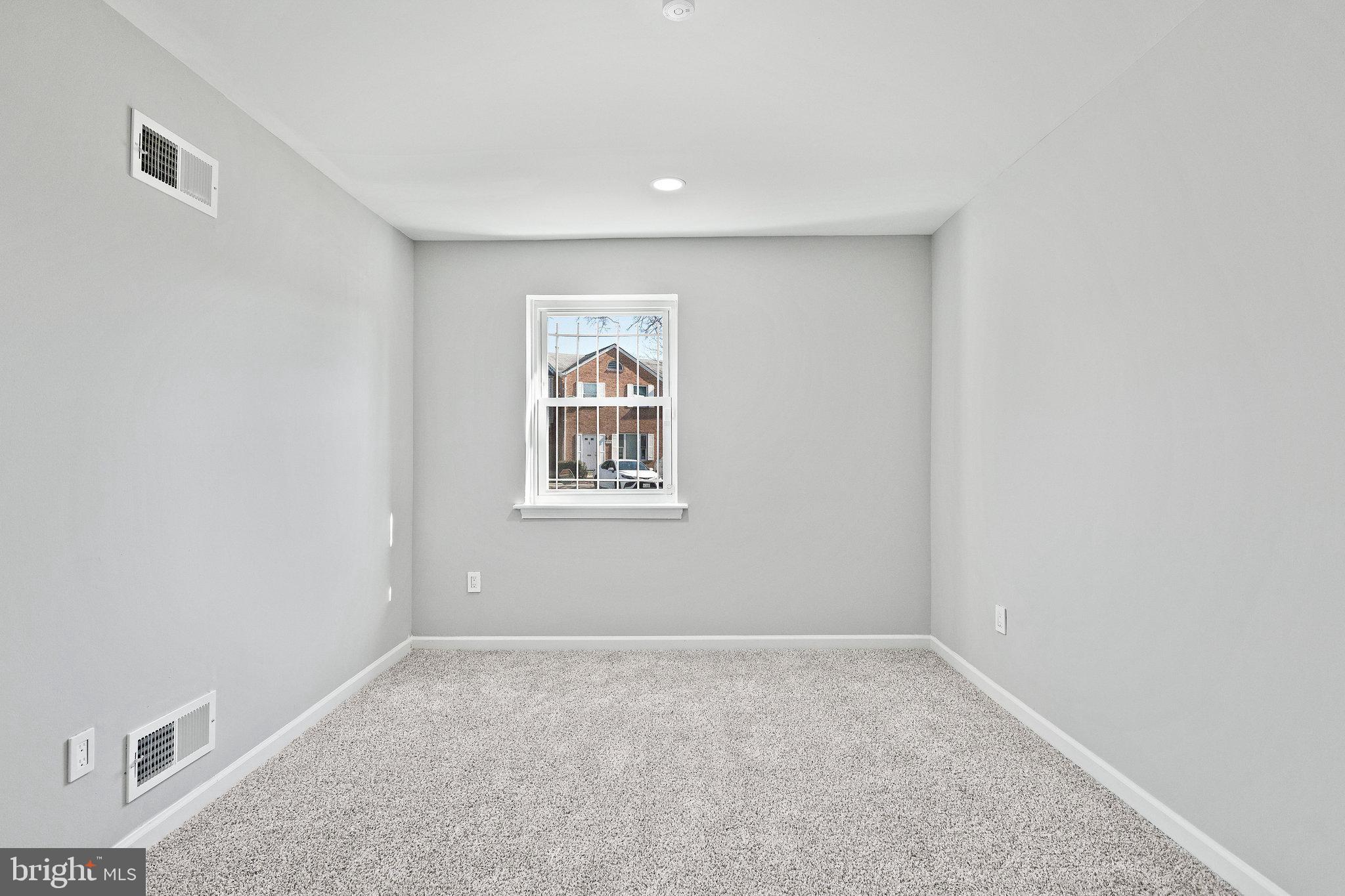 OLD TOWNE VILLAGE CONDOMINIUMS - Residential