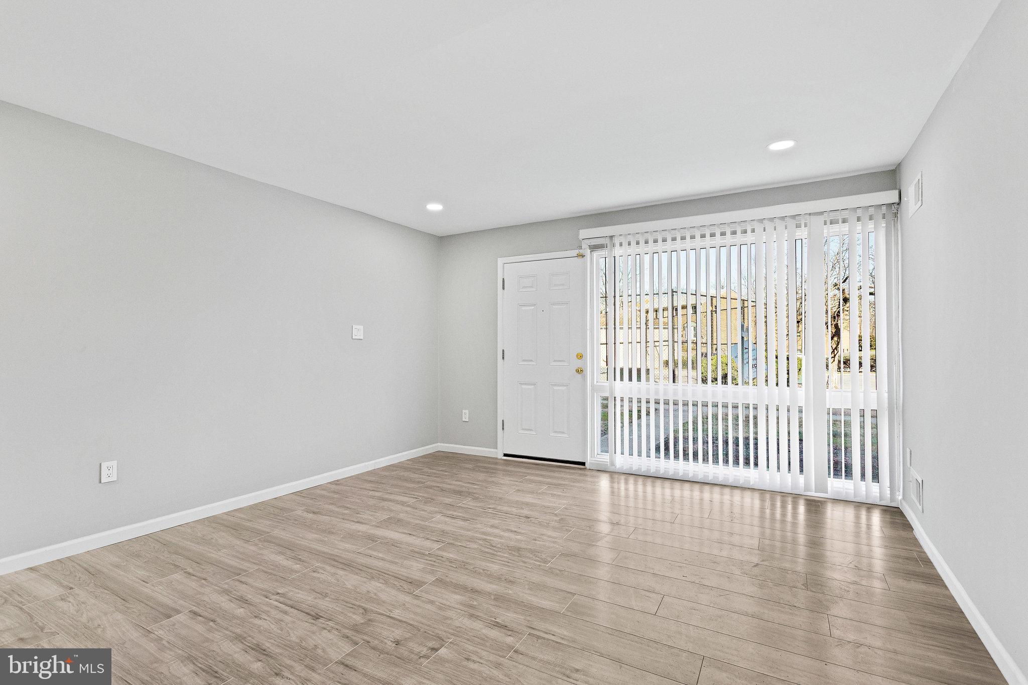 OLD TOWNE VILLAGE CONDOMINIUMS - Residential