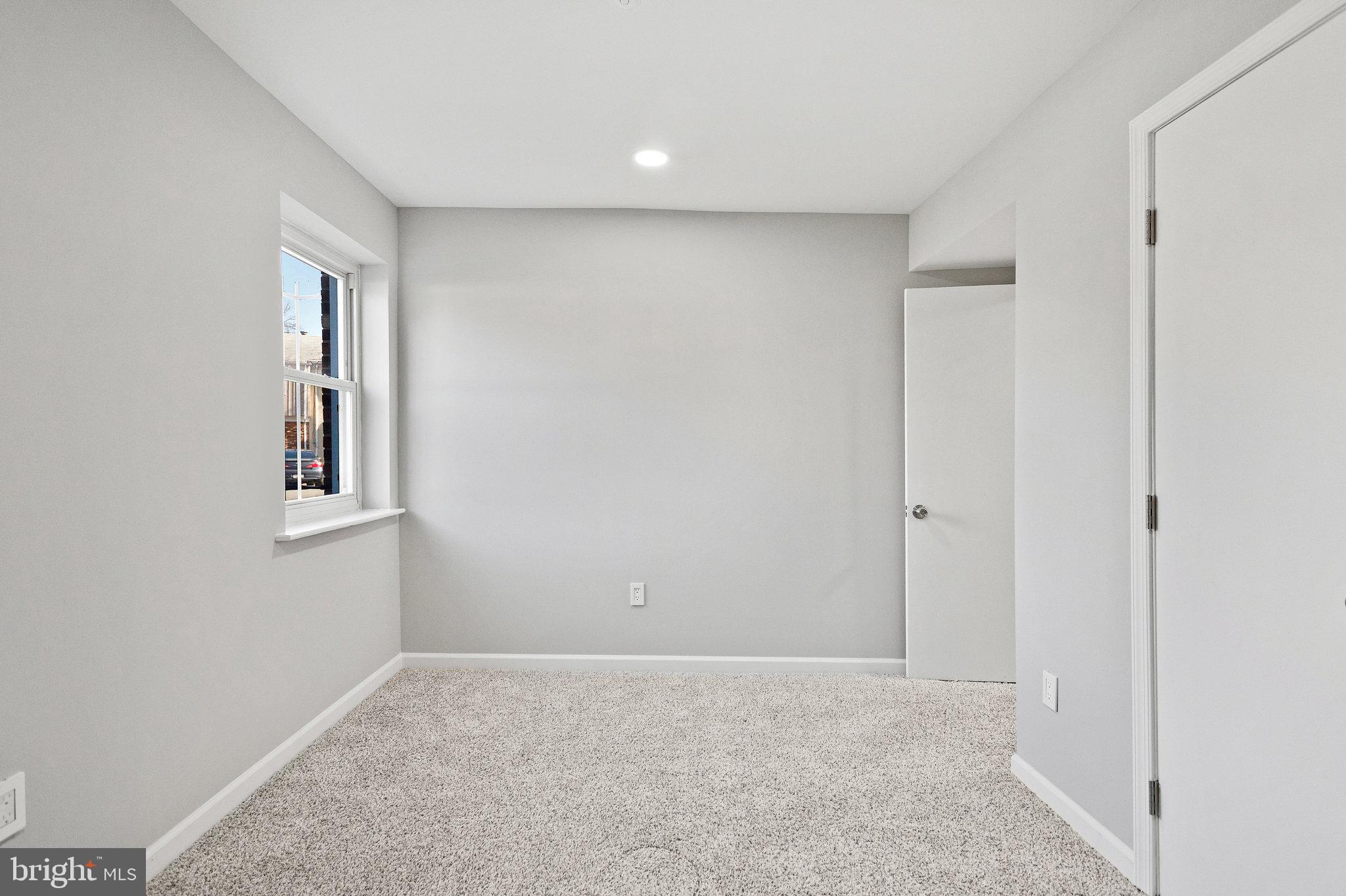 OLD TOWNE VILLAGE CONDOMINIUMS - Residential