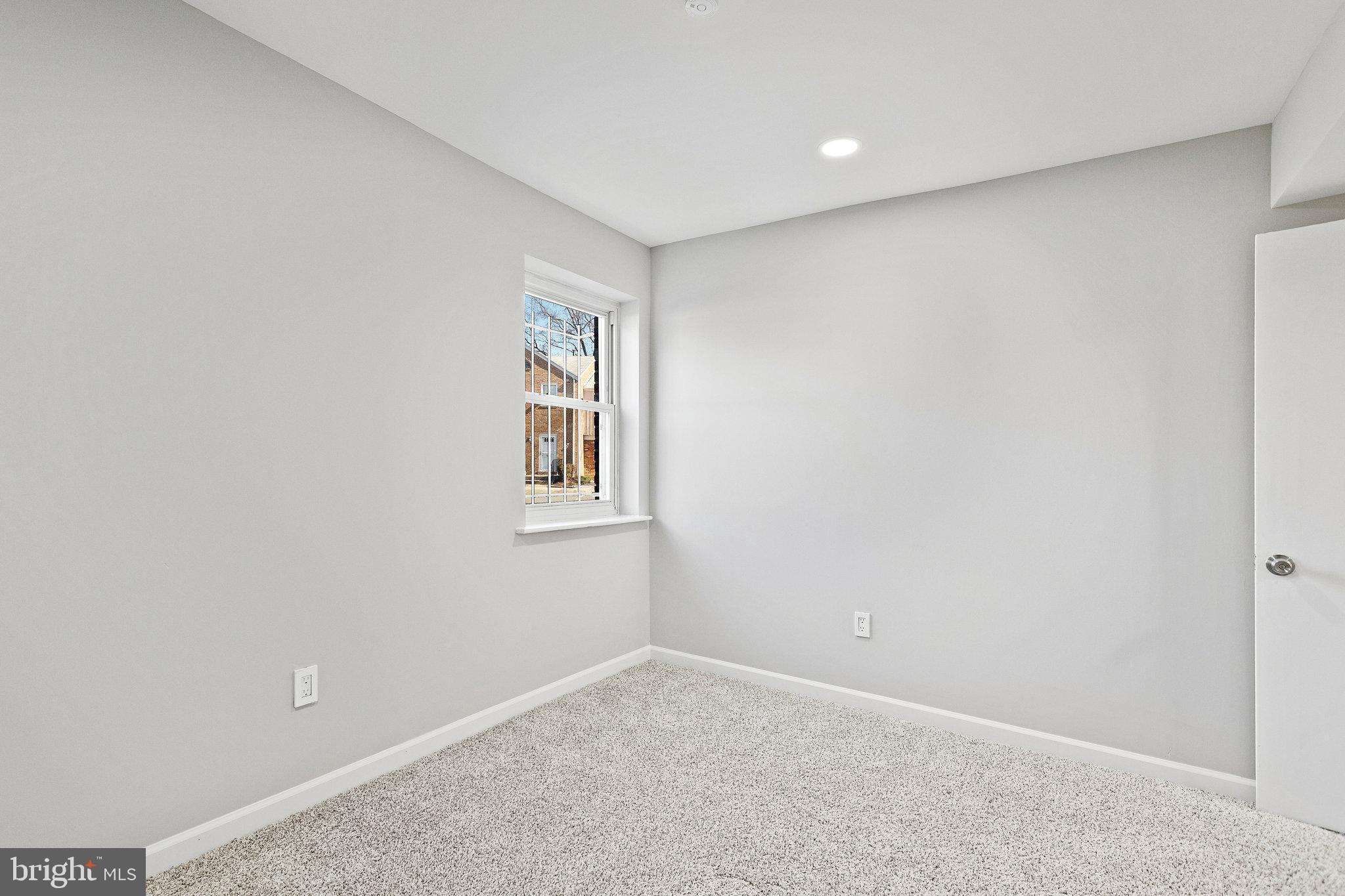 OLD TOWNE VILLAGE CONDOMINIUMS - Residential