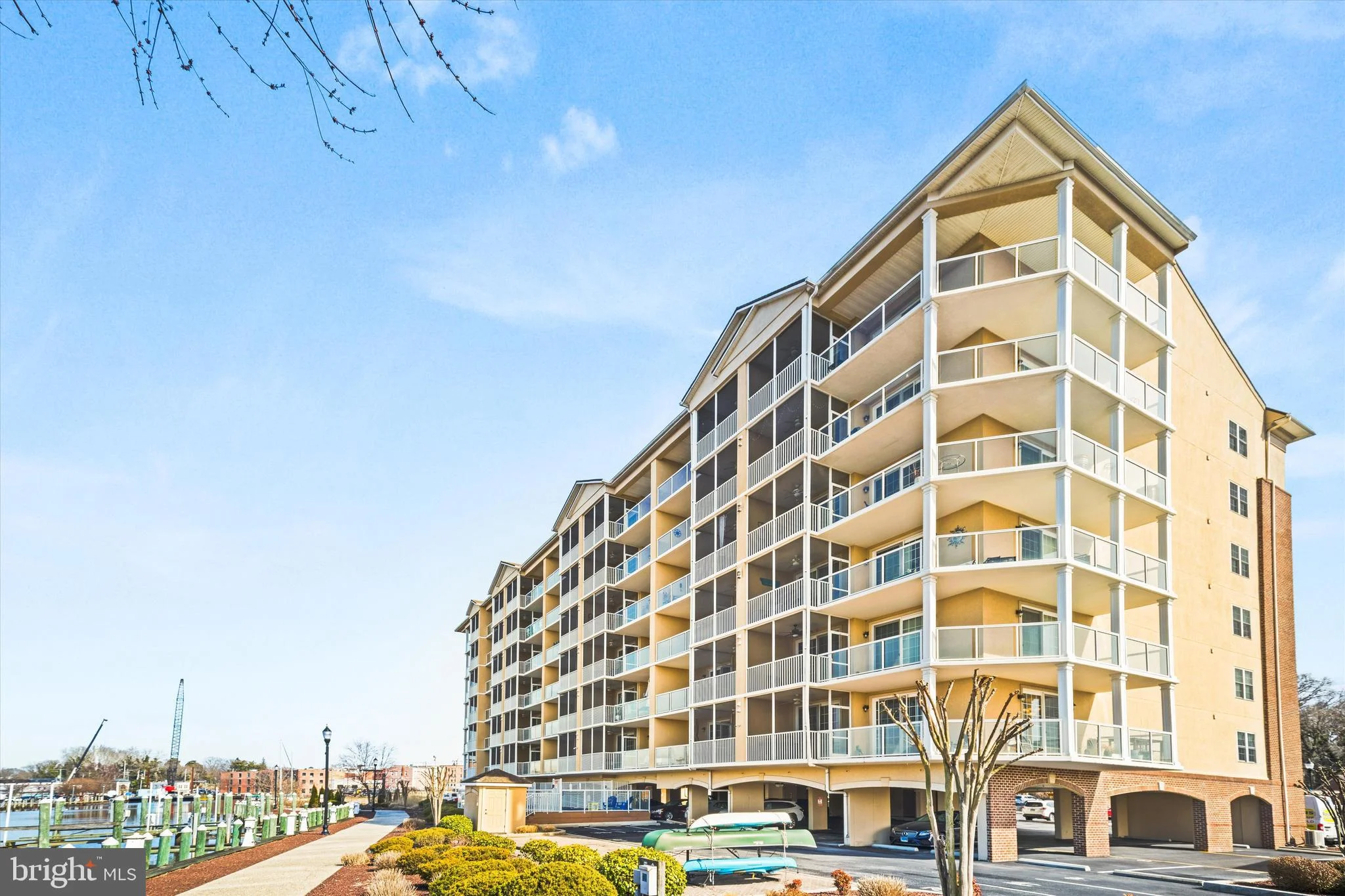 530 Riverside Drive Unit 202