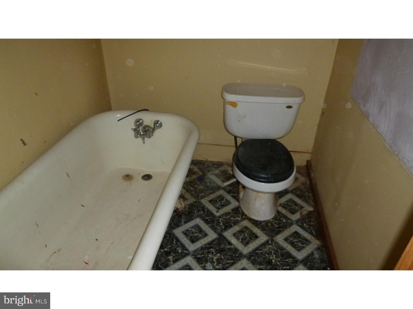 MAYFAIR (EAST) - Residential