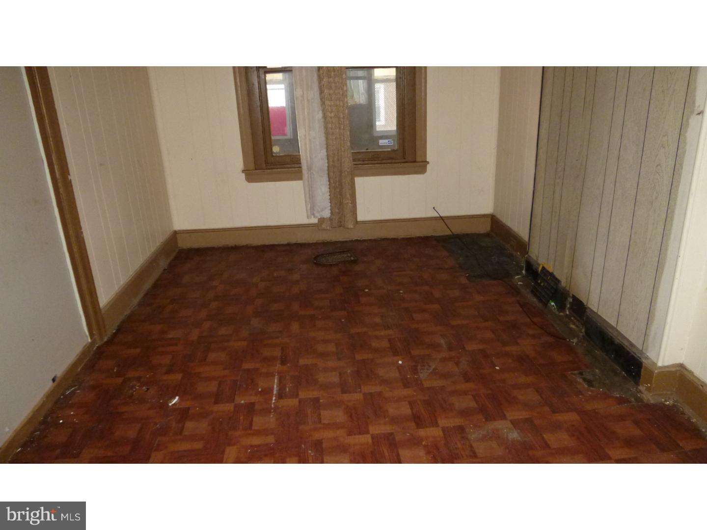 MAYFAIR (EAST) - Residential