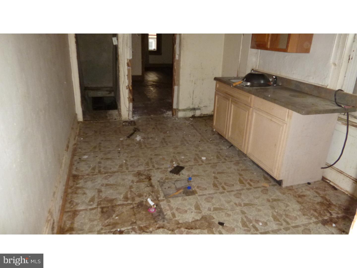 MAYFAIR (EAST) - Residential