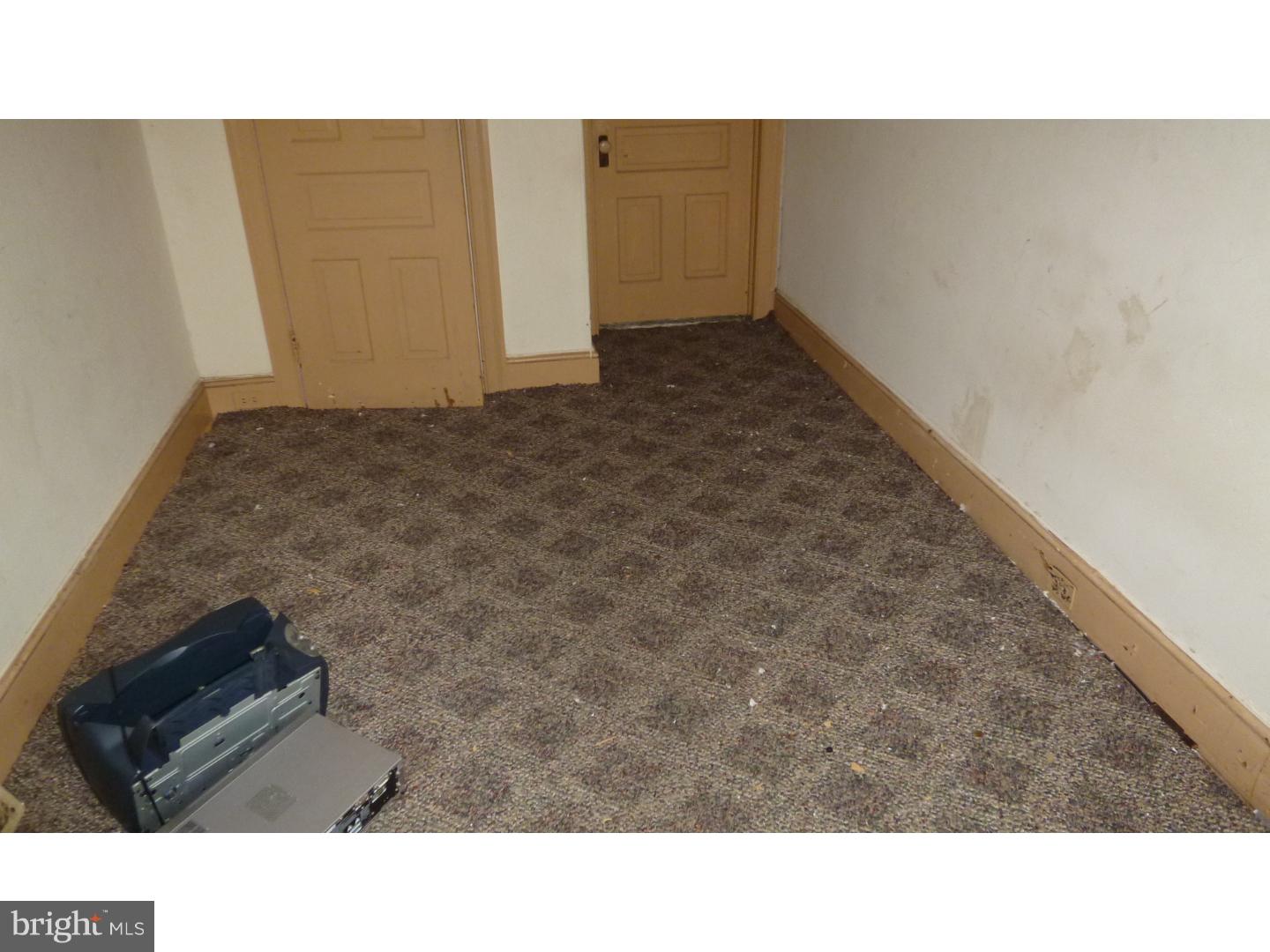 MAYFAIR (EAST) - Residential