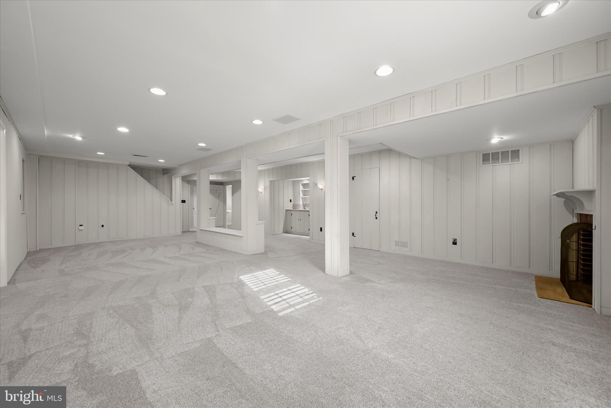 HAMPTON GARTH - Residential