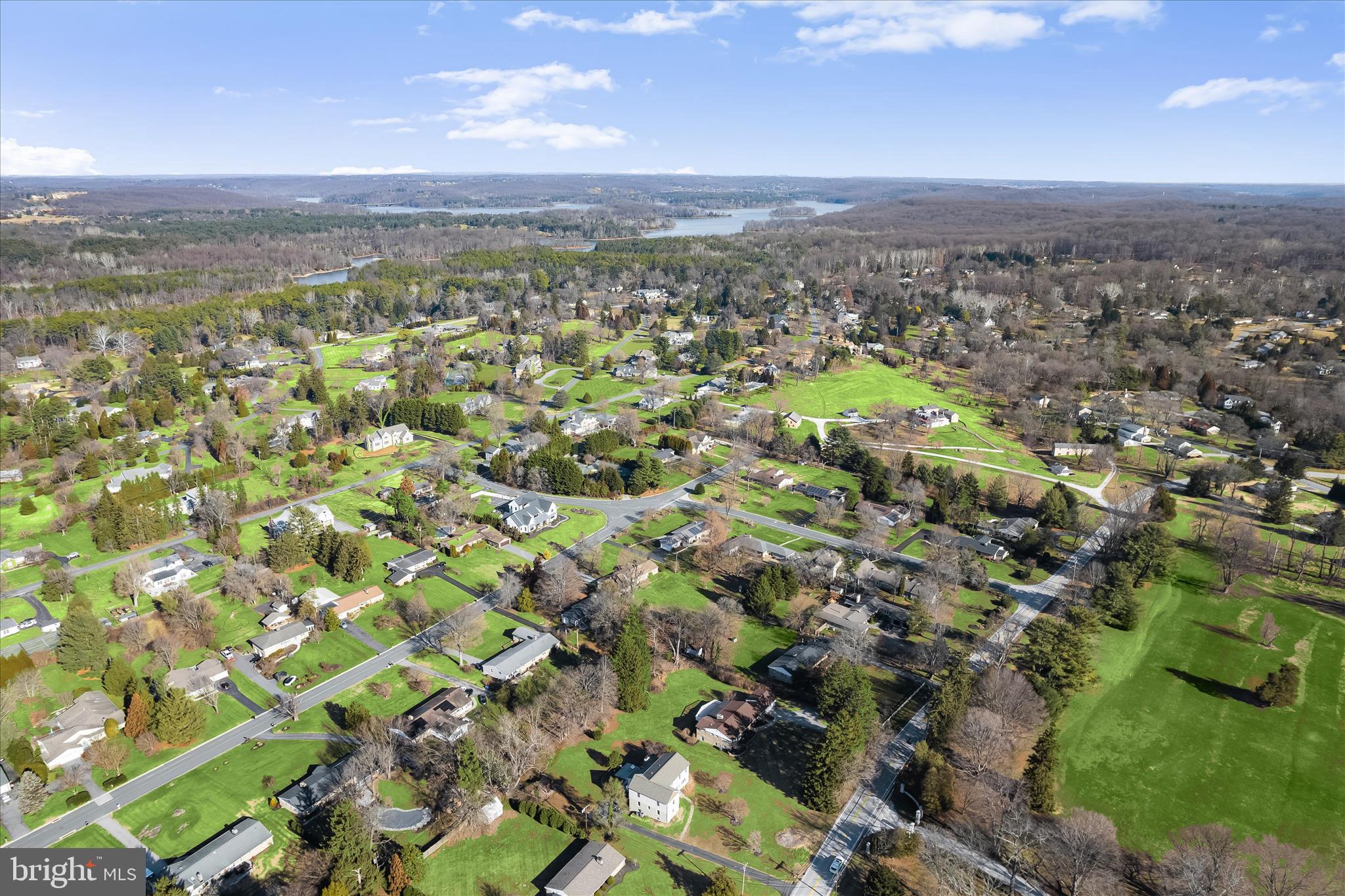 HAMPTON GARTH - Residential