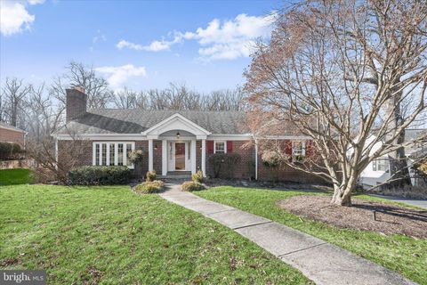 1112 HAMPTON GARTH BALTIMORE MD 21286