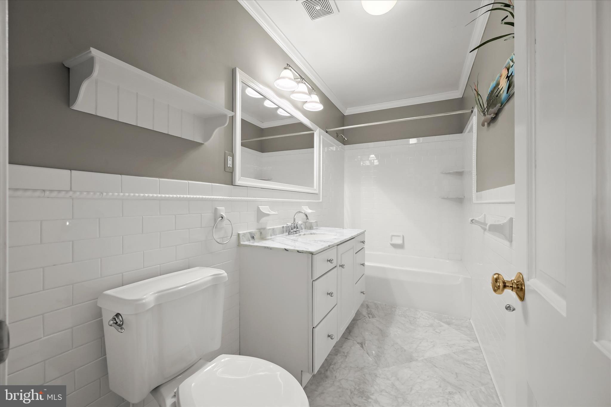 HAMPTON GARTH - Residential