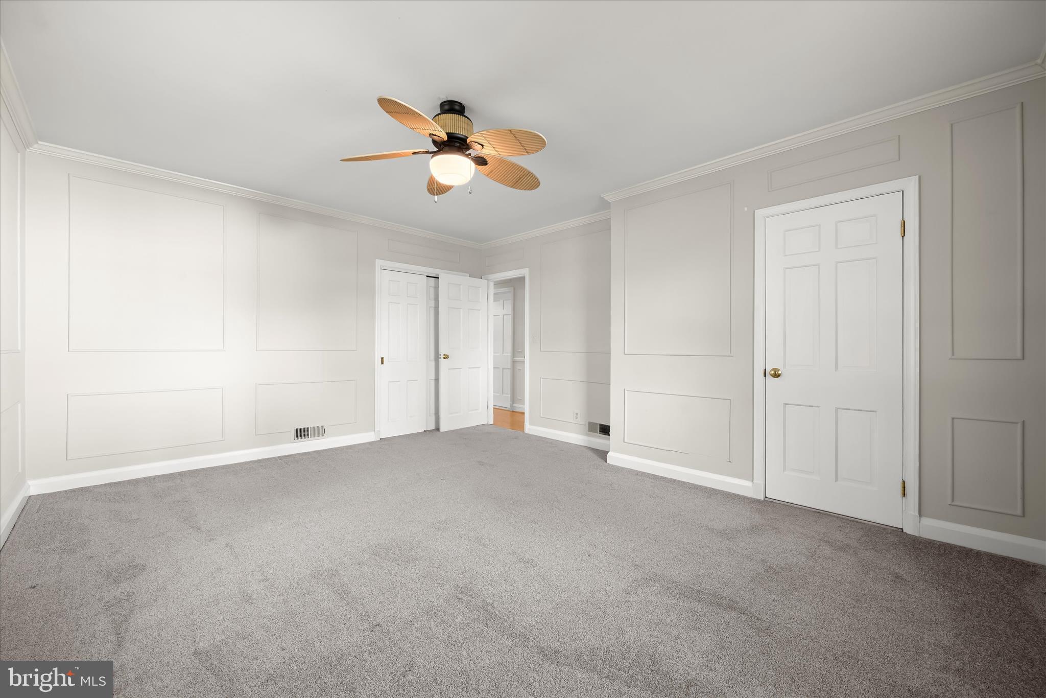 HAMPTON GARTH - Residential