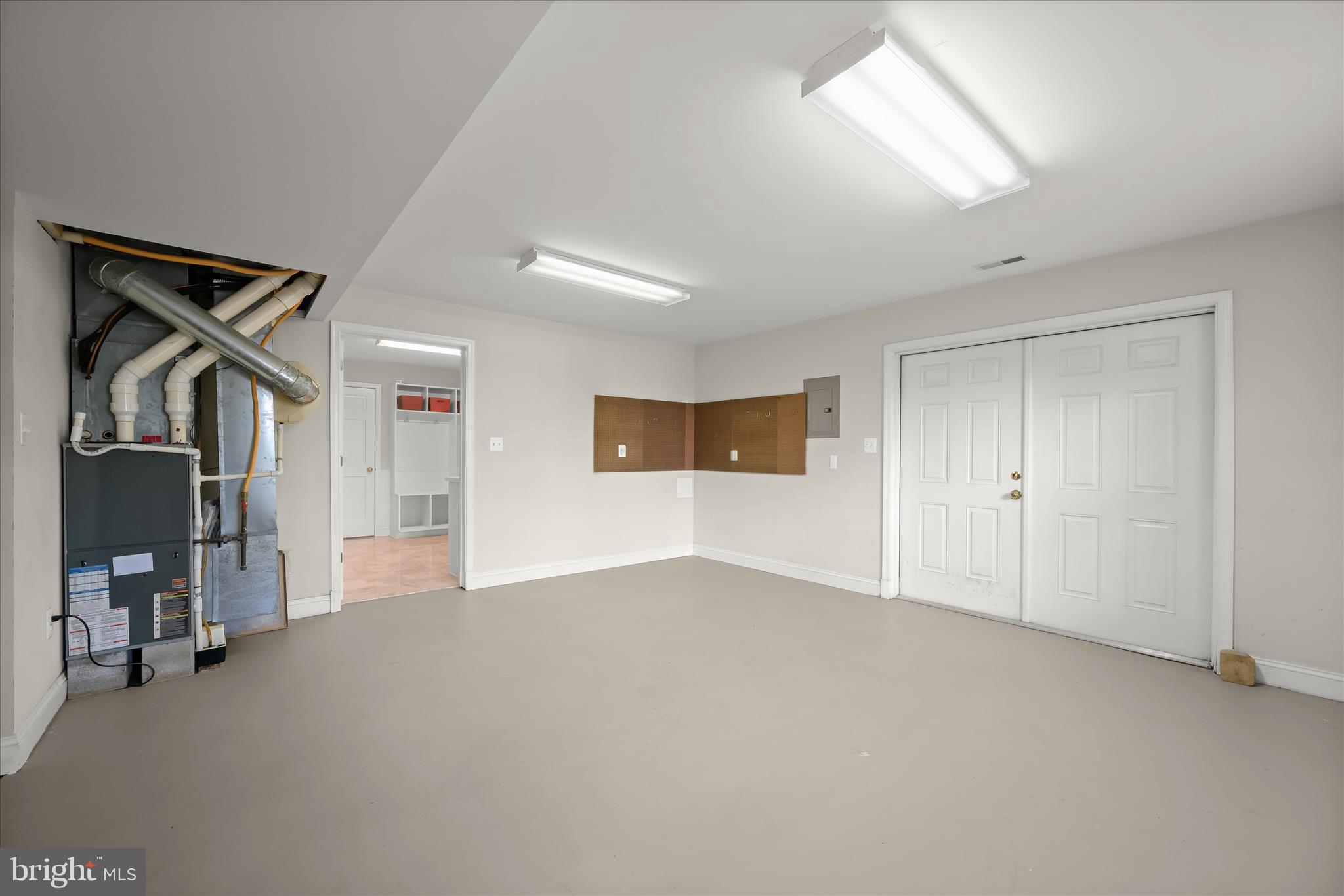 HAMPTON GARTH - Residential