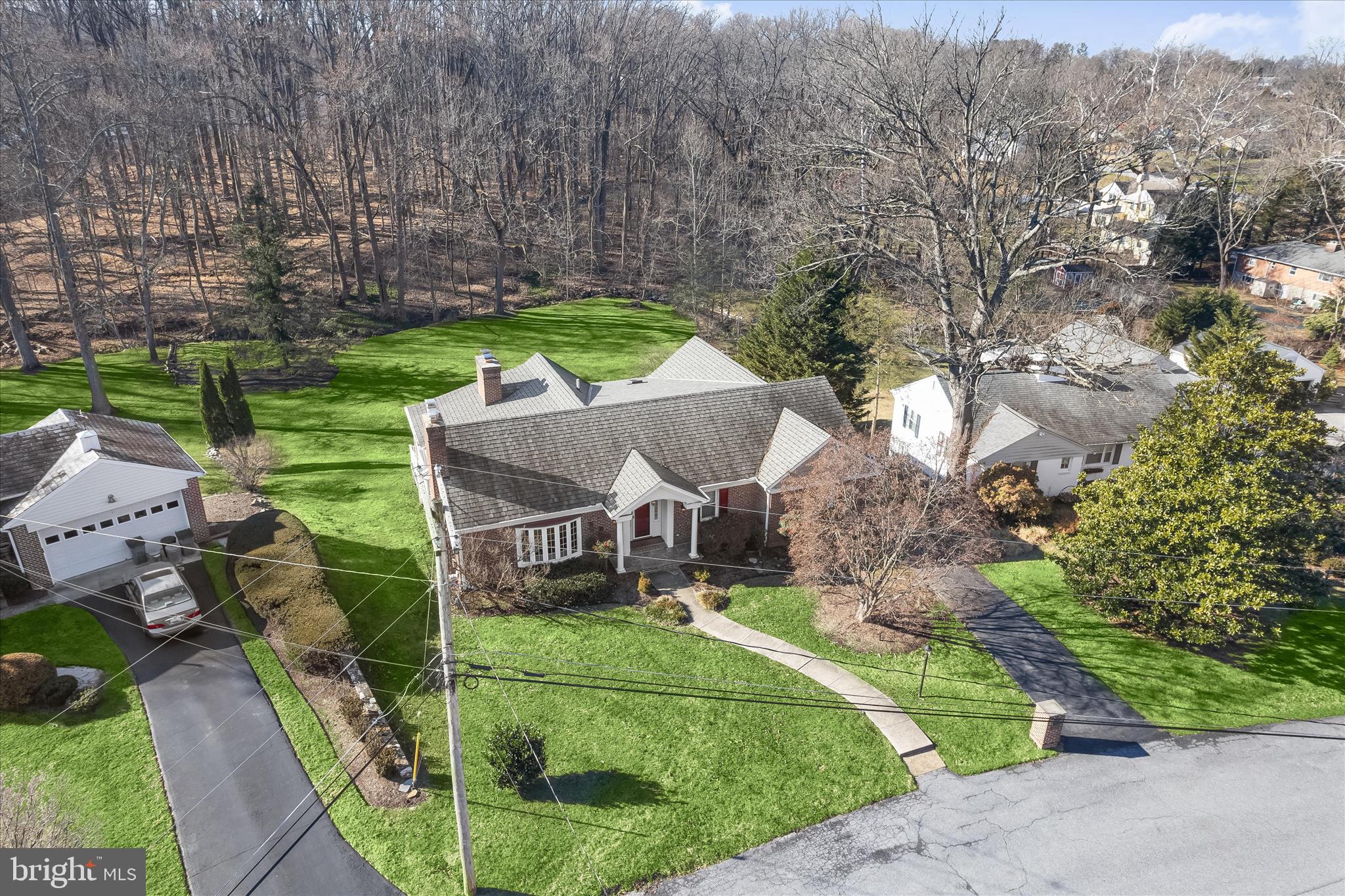 HAMPTON GARTH - Residential