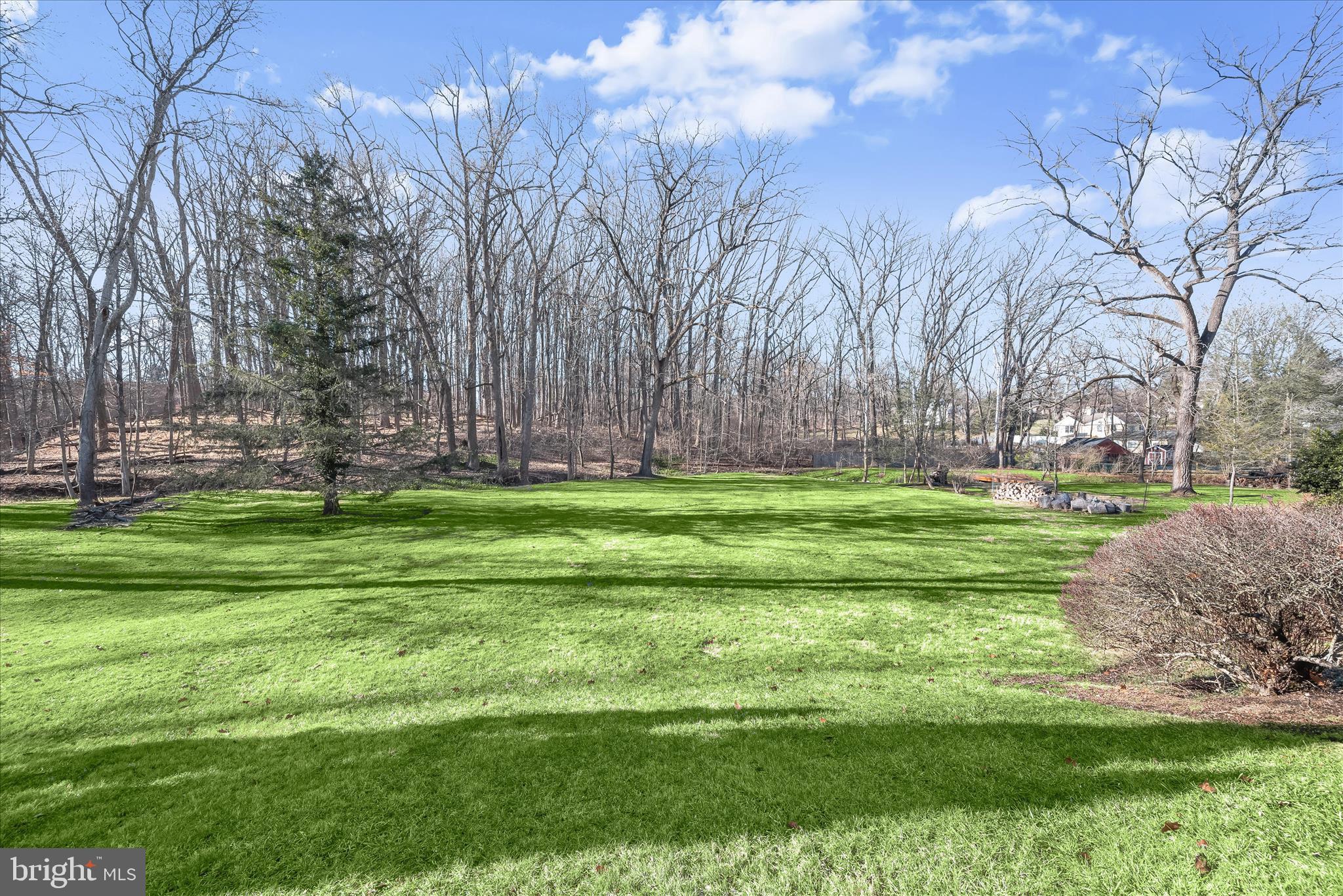 HAMPTON GARTH - Residential