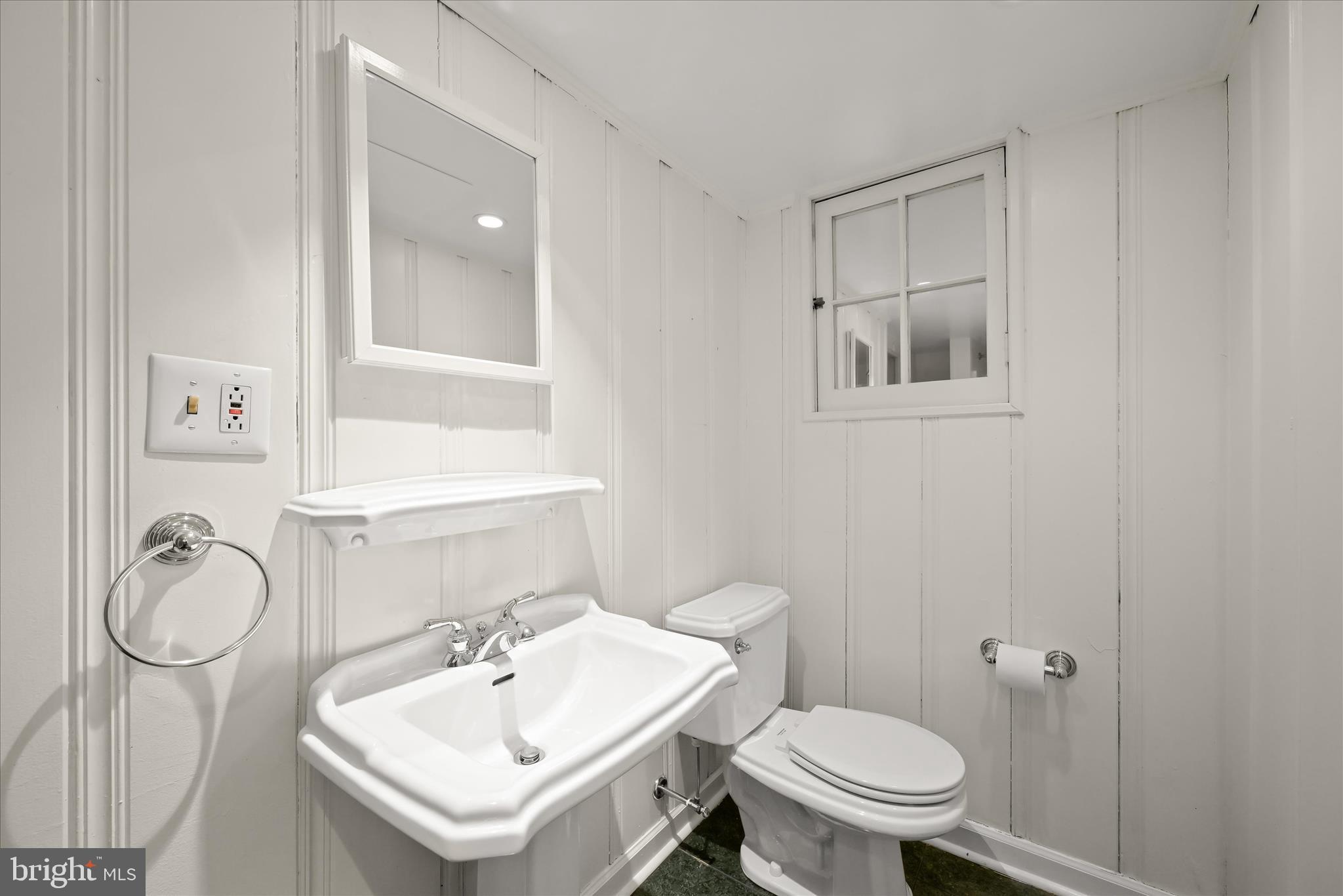 HAMPTON GARTH - Residential