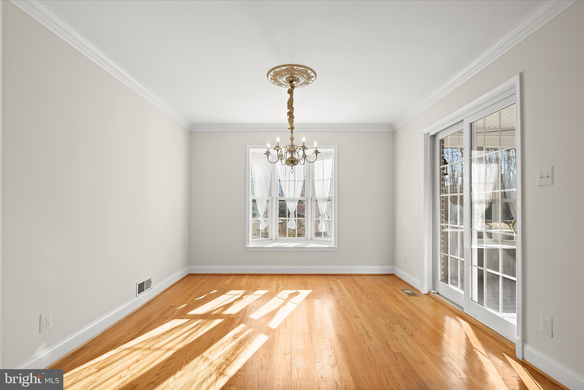 HAMPTON GARTH - Residential