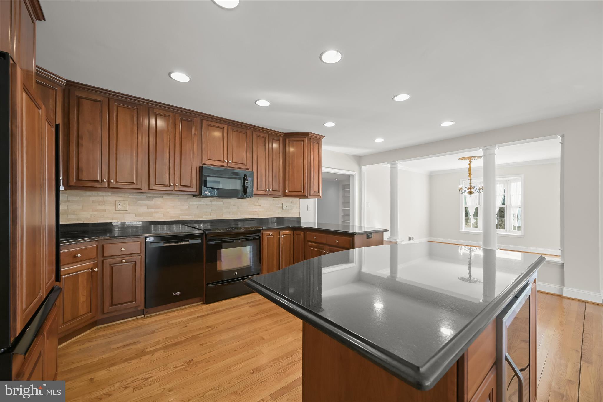 HAMPTON GARTH - Residential