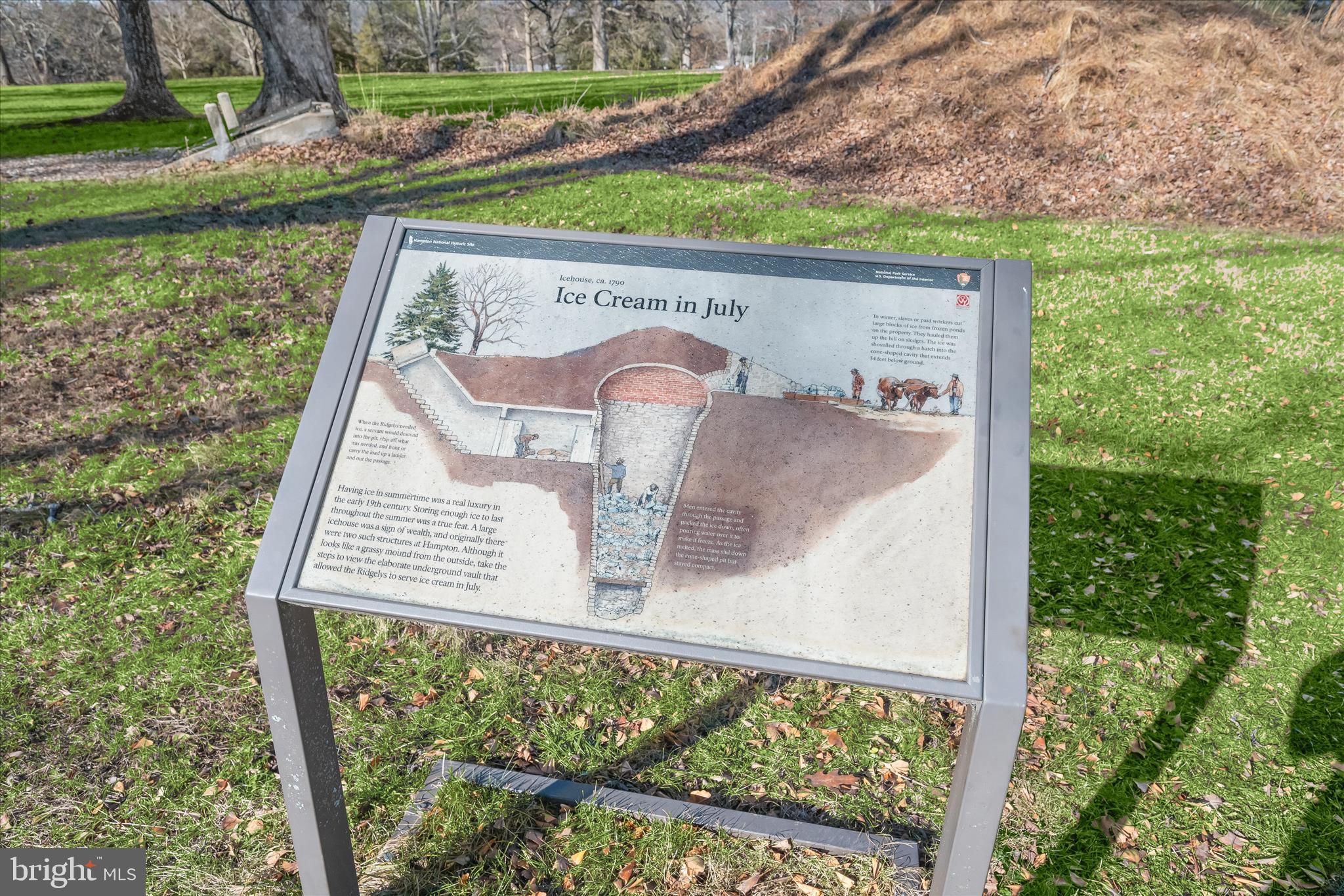 HAMPTON GARTH - Residential