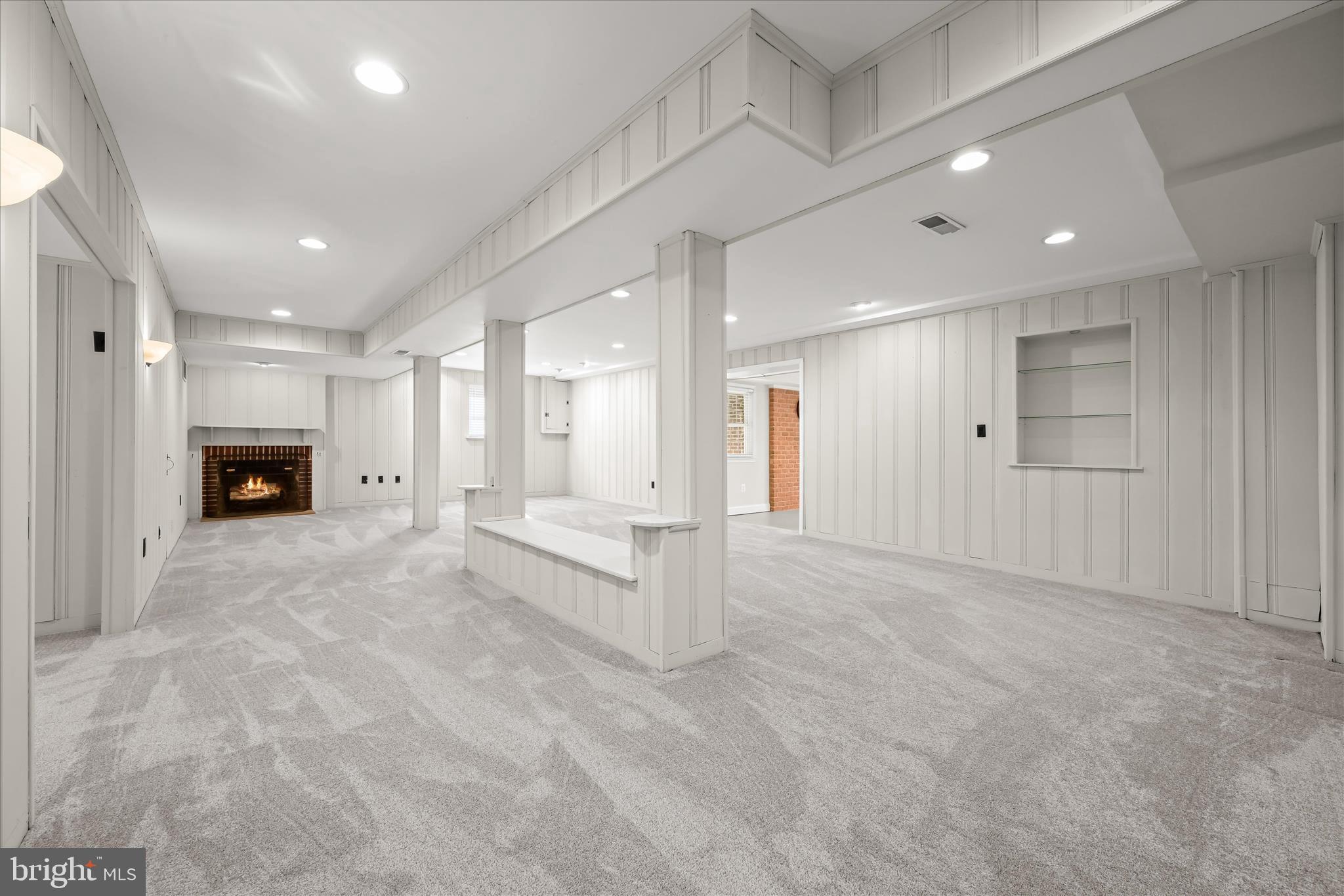 HAMPTON GARTH - Residential