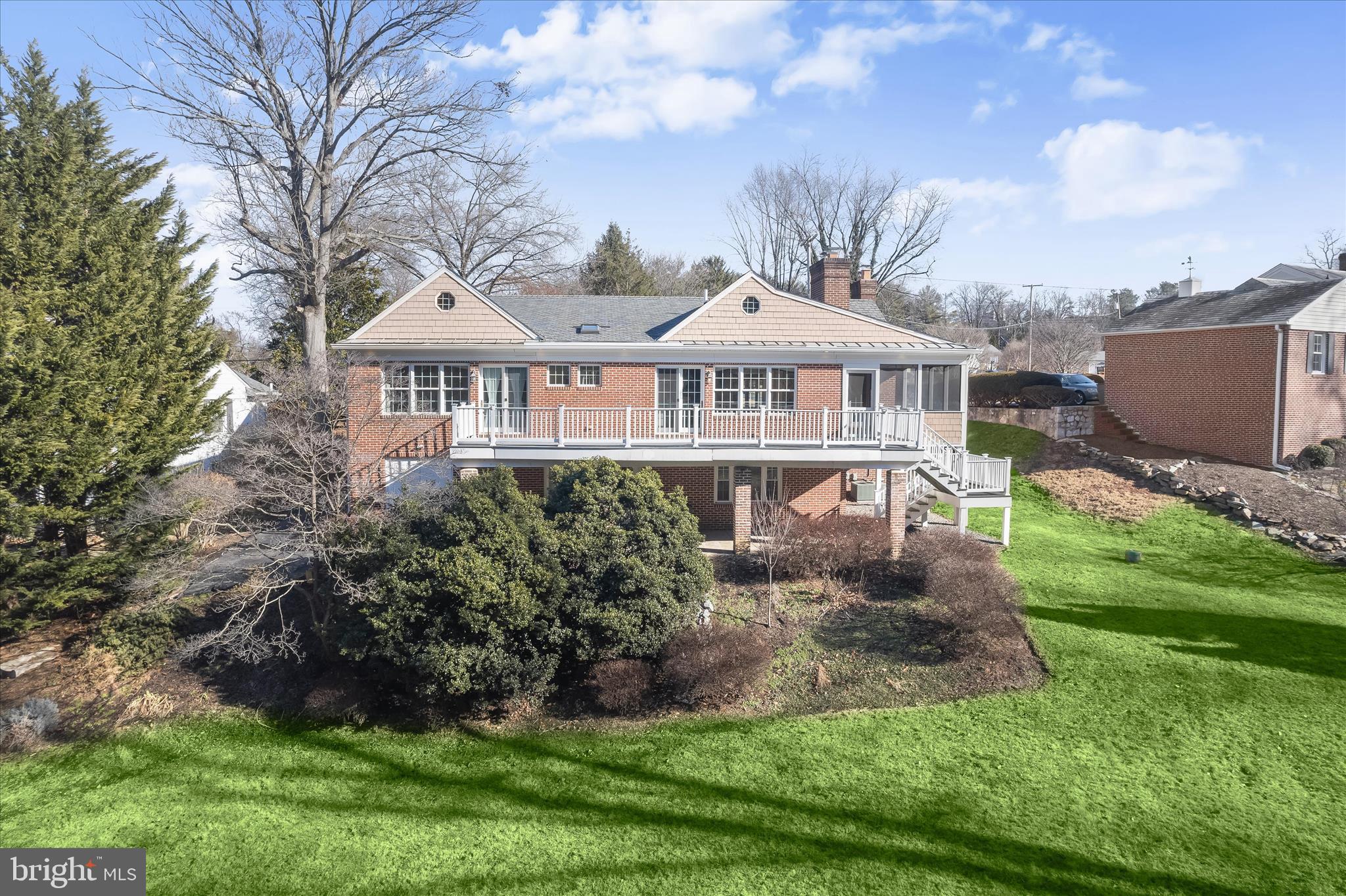 HAMPTON GARTH - Residential