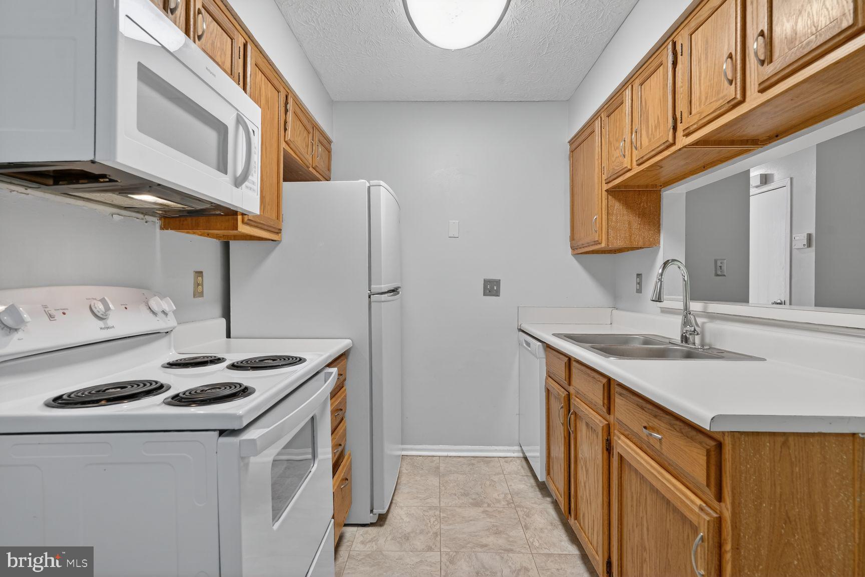 HICKORY RIDGE - Residential
