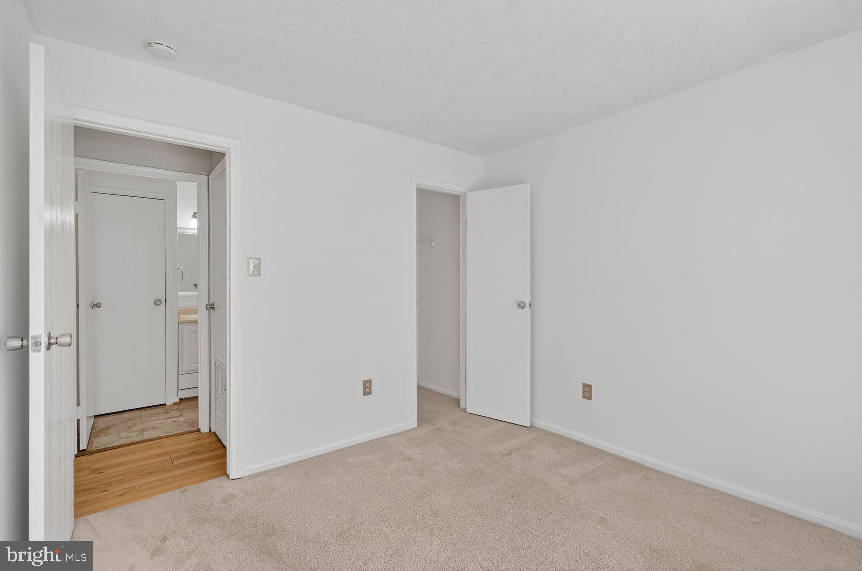 HICKORY RIDGE - Residential