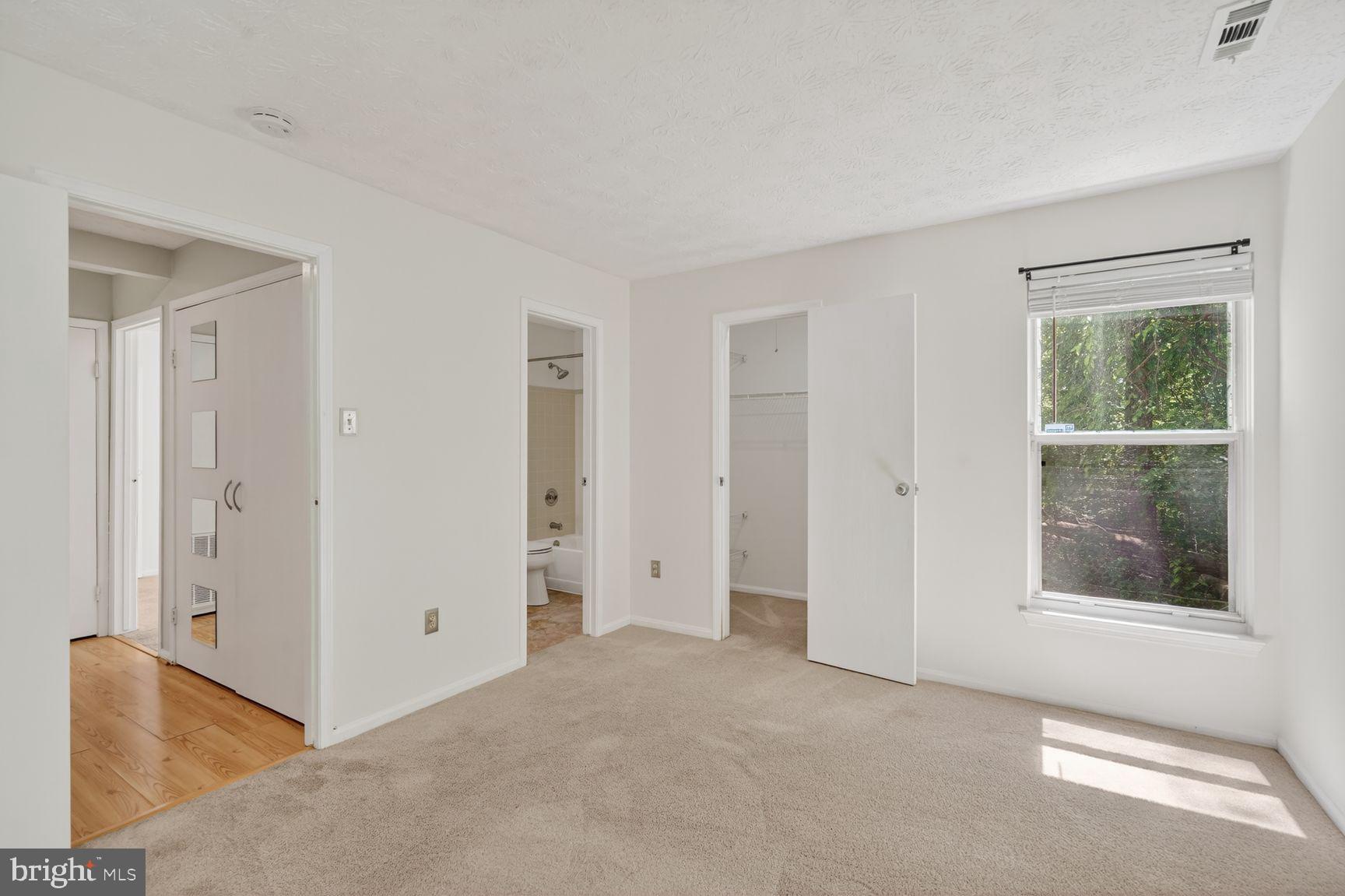 HICKORY RIDGE - Residential