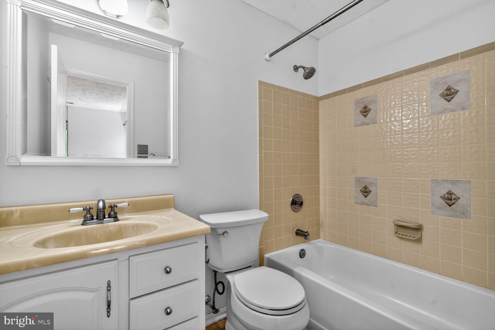 HICKORY RIDGE - Residential