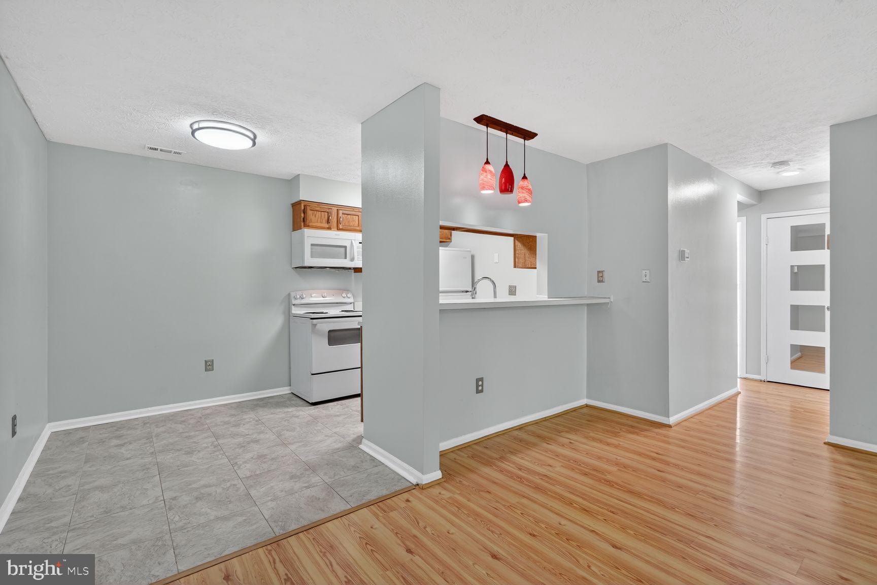 HICKORY RIDGE - Residential