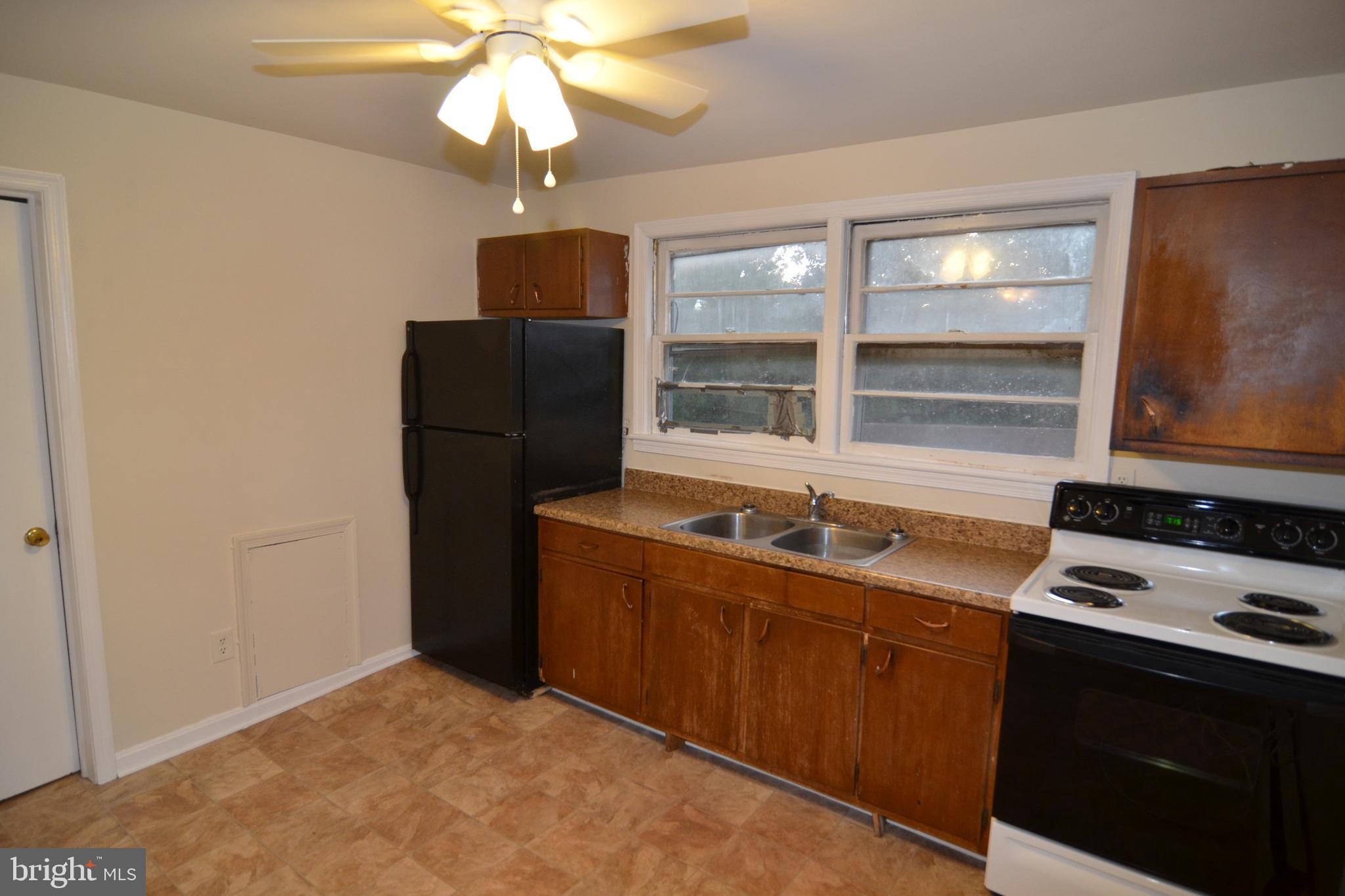 INDIAN HEAD - Residential Lease