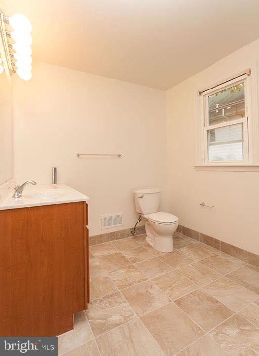 PIKESVILLE FARMS - Residential Lease