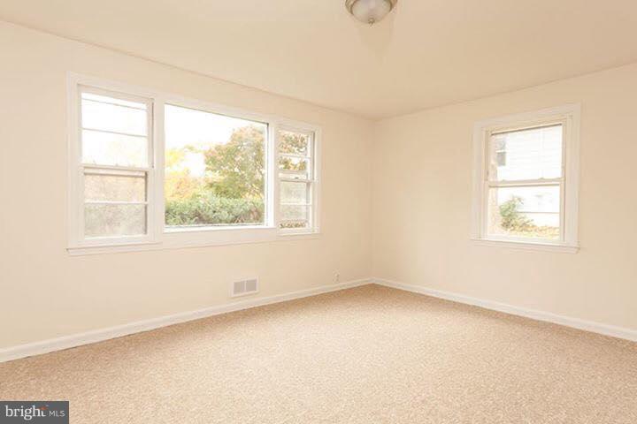 PIKESVILLE FARMS - Residential Lease