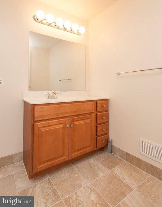 PIKESVILLE FARMS - Residential Lease