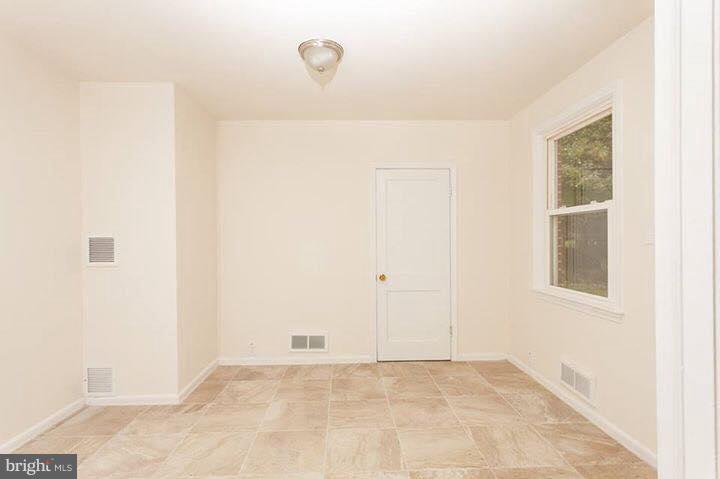 PIKESVILLE FARMS - Residential Lease