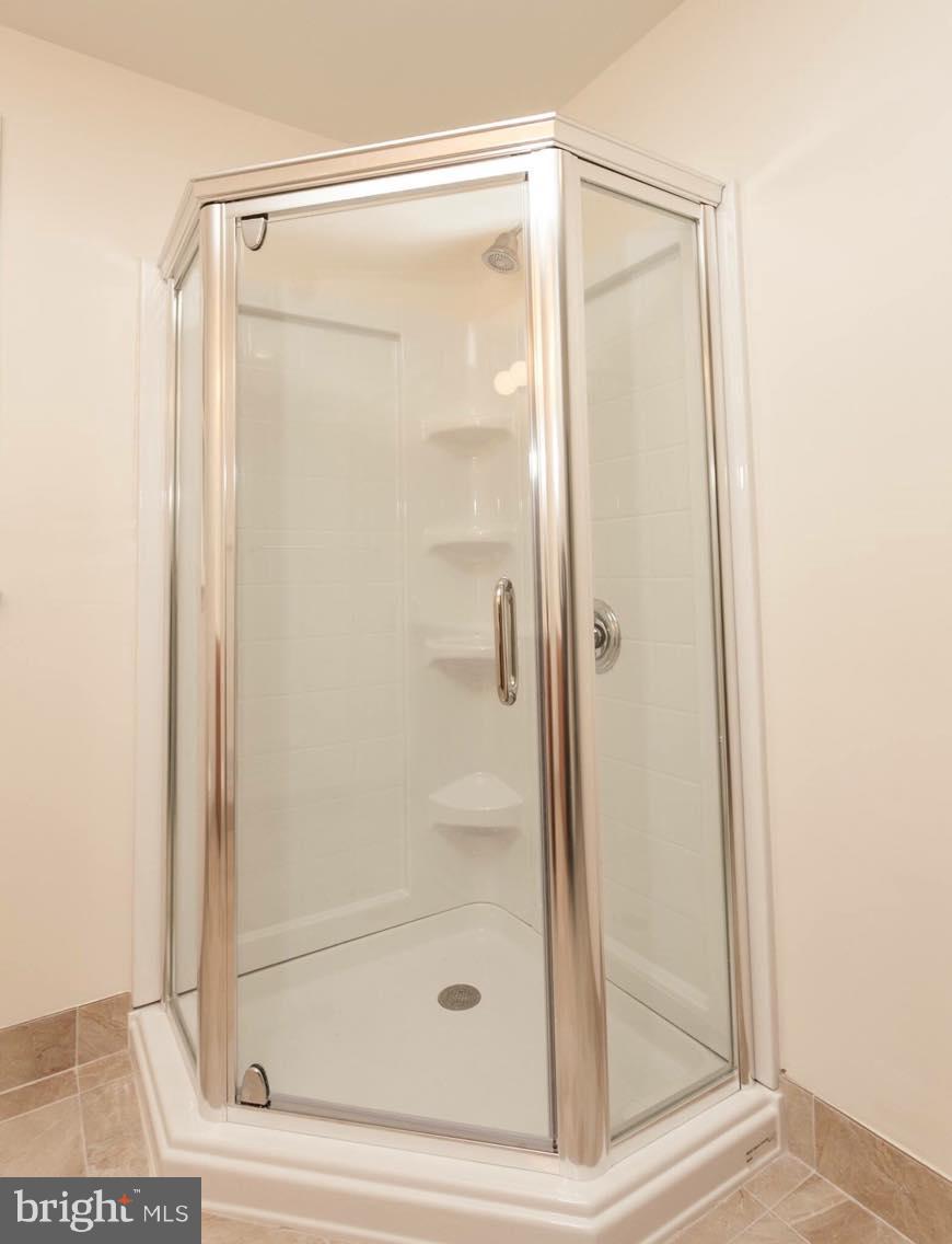 PIKESVILLE FARMS - Residential Lease