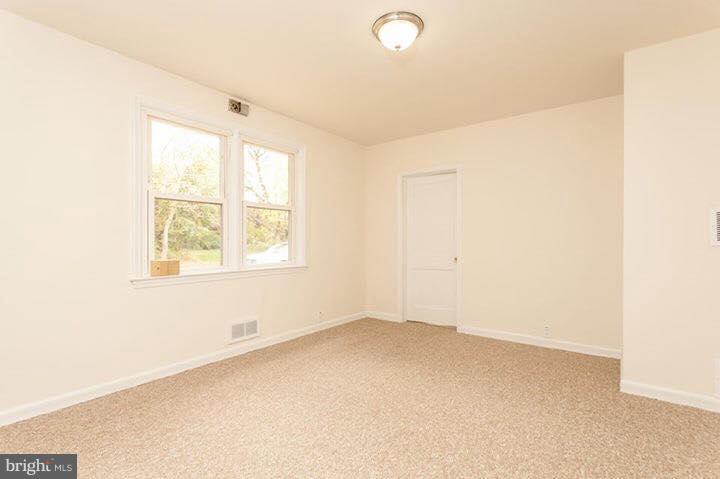 PIKESVILLE FARMS - Residential Lease