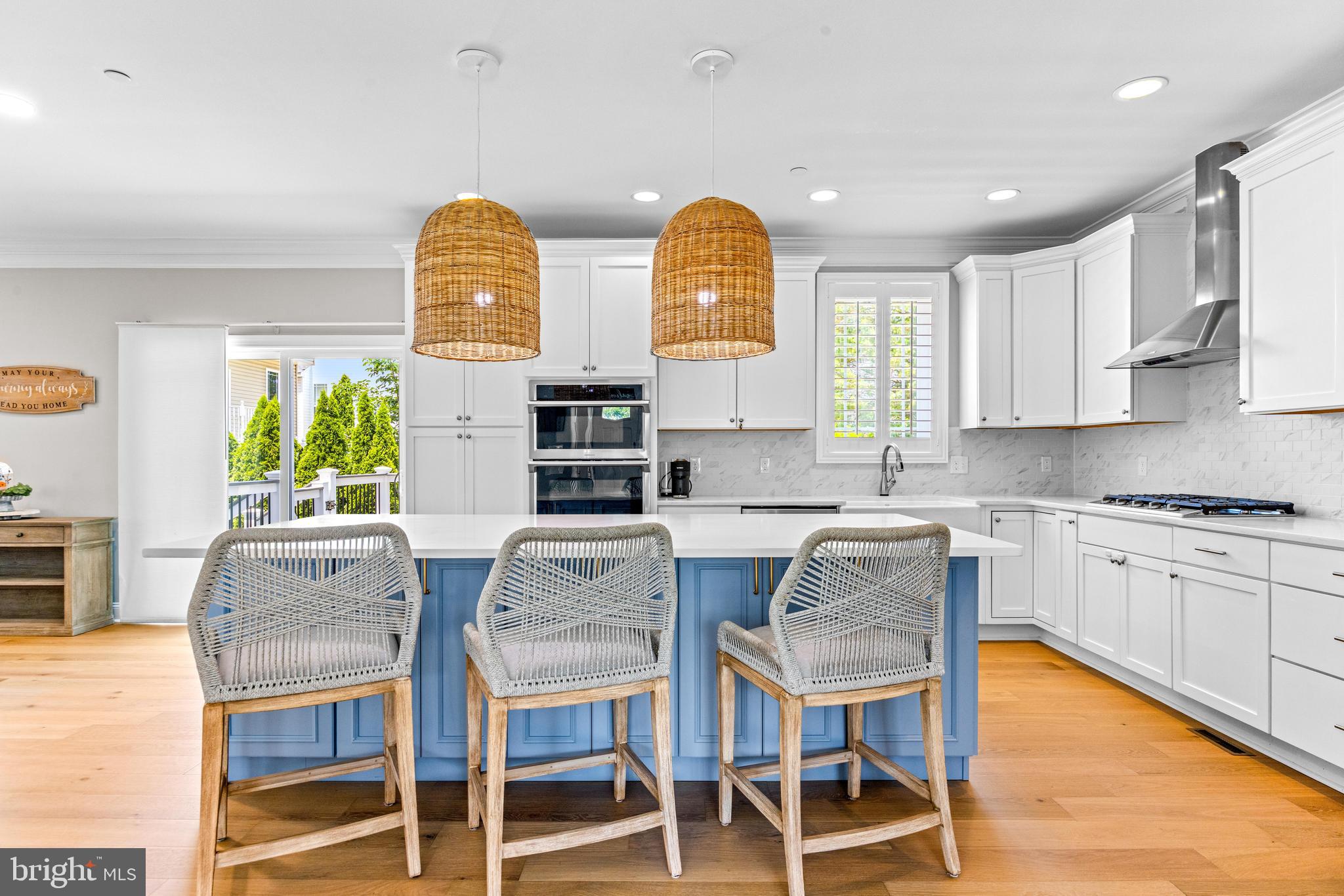 806 DUNFER HILL ROAD