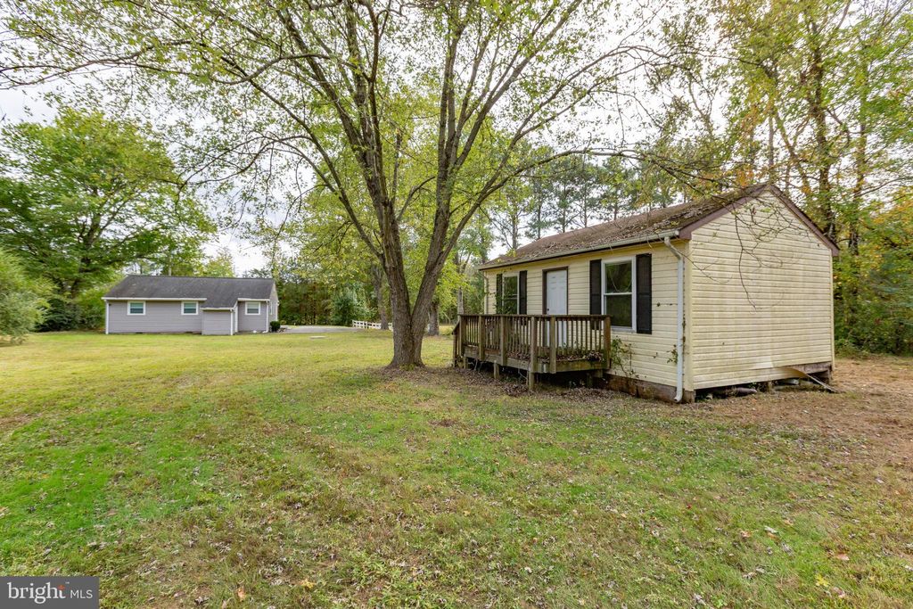 Photo of 343 Forest Lane Road, FREDERICKSBURG, VA 22405 (MLS # VAST2043460)