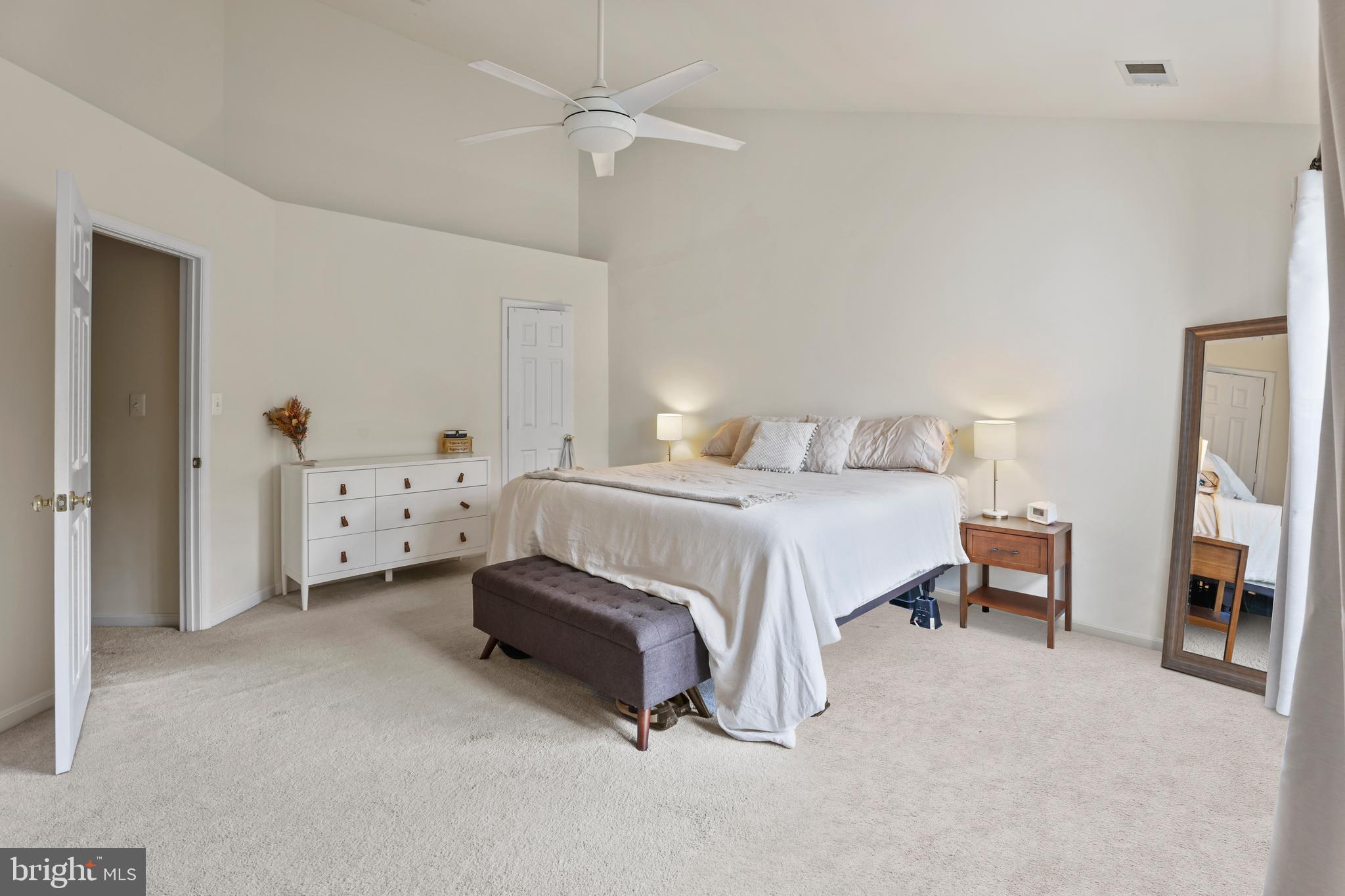 POTOMAC STATION - Residential